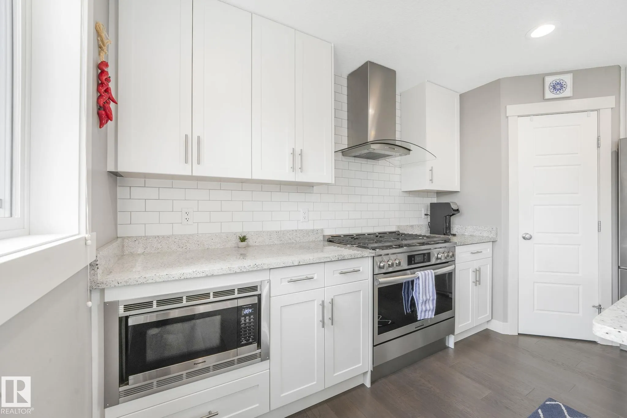 1228 WESTERRA Crescent