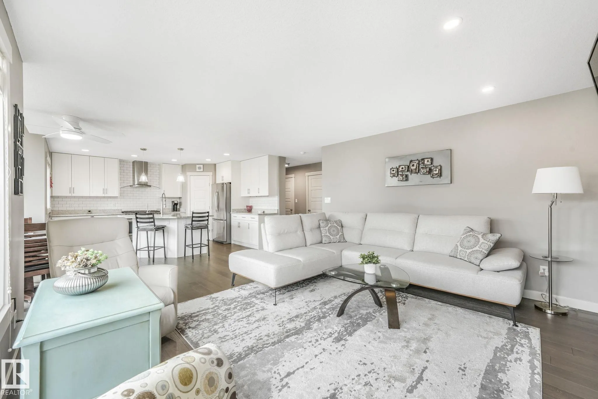 1228 WESTERRA Crescent