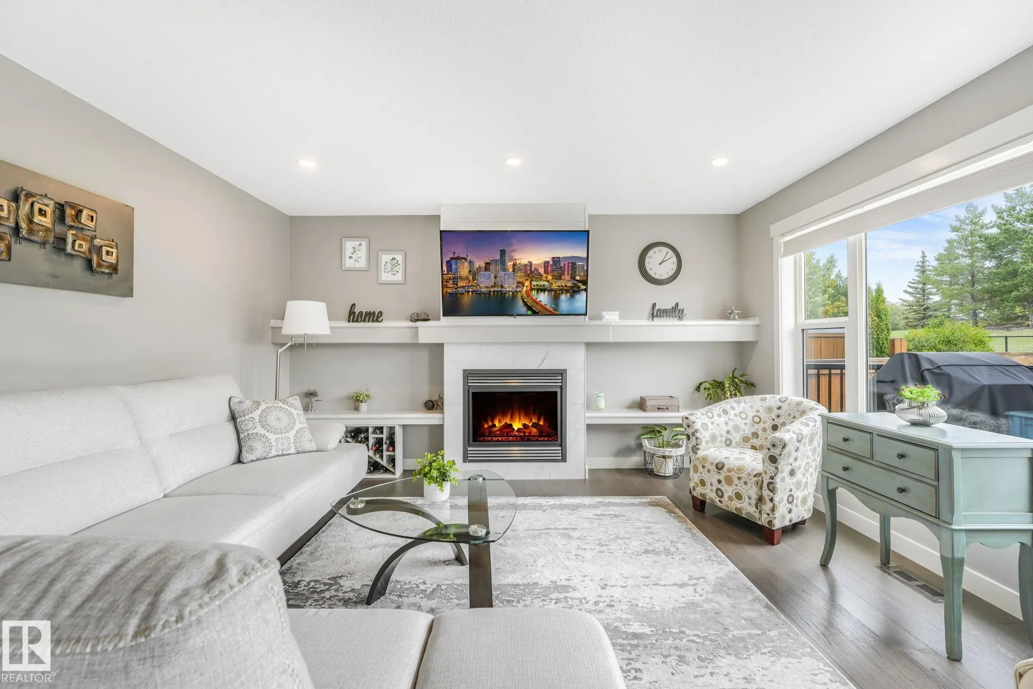 1228 WESTERRA Crescent