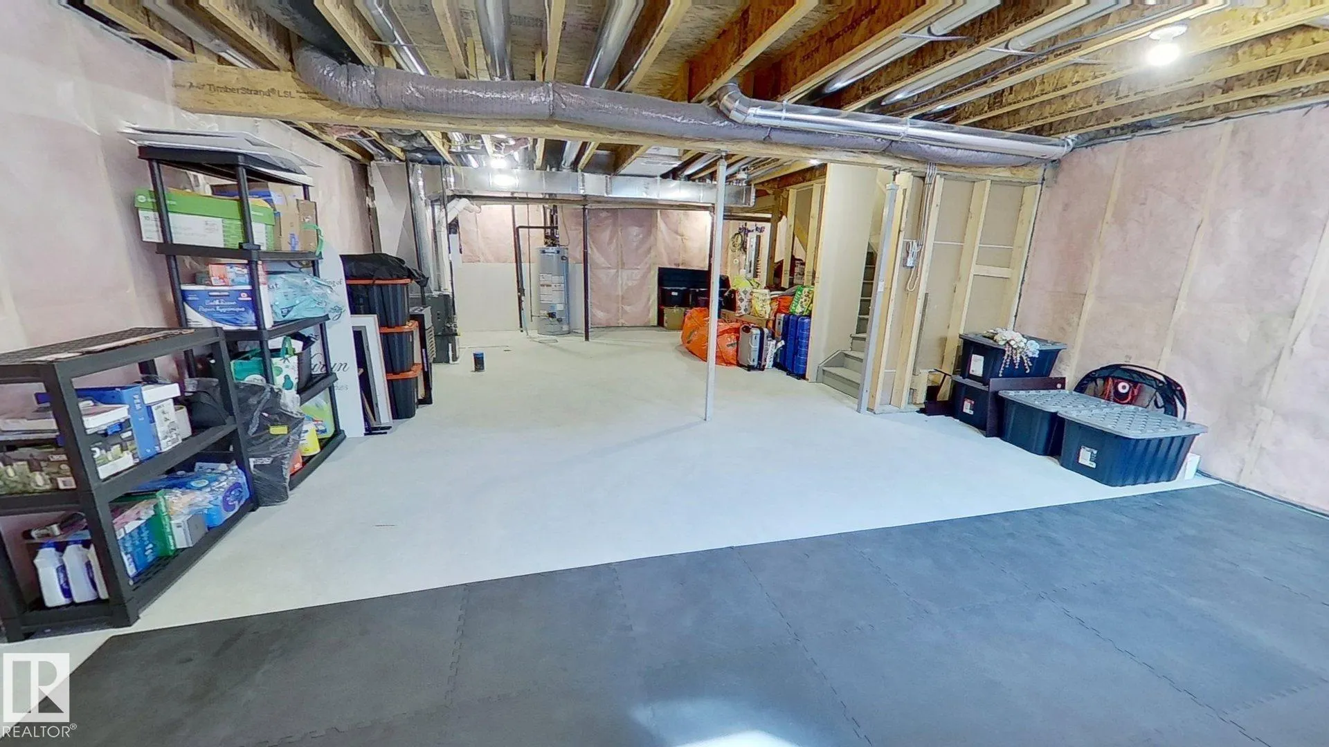 9238 PEAR Drive