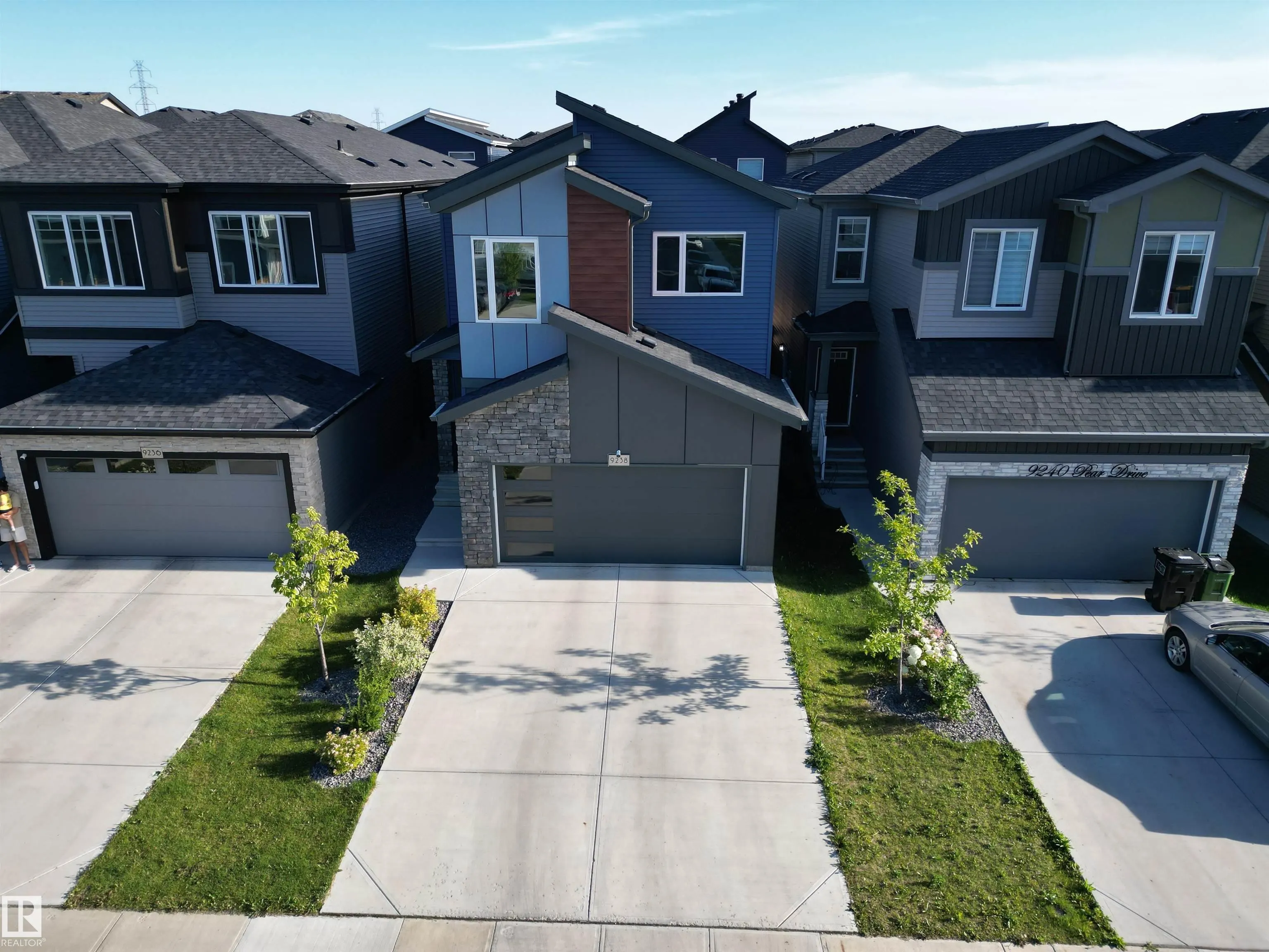 9238 PEAR Drive