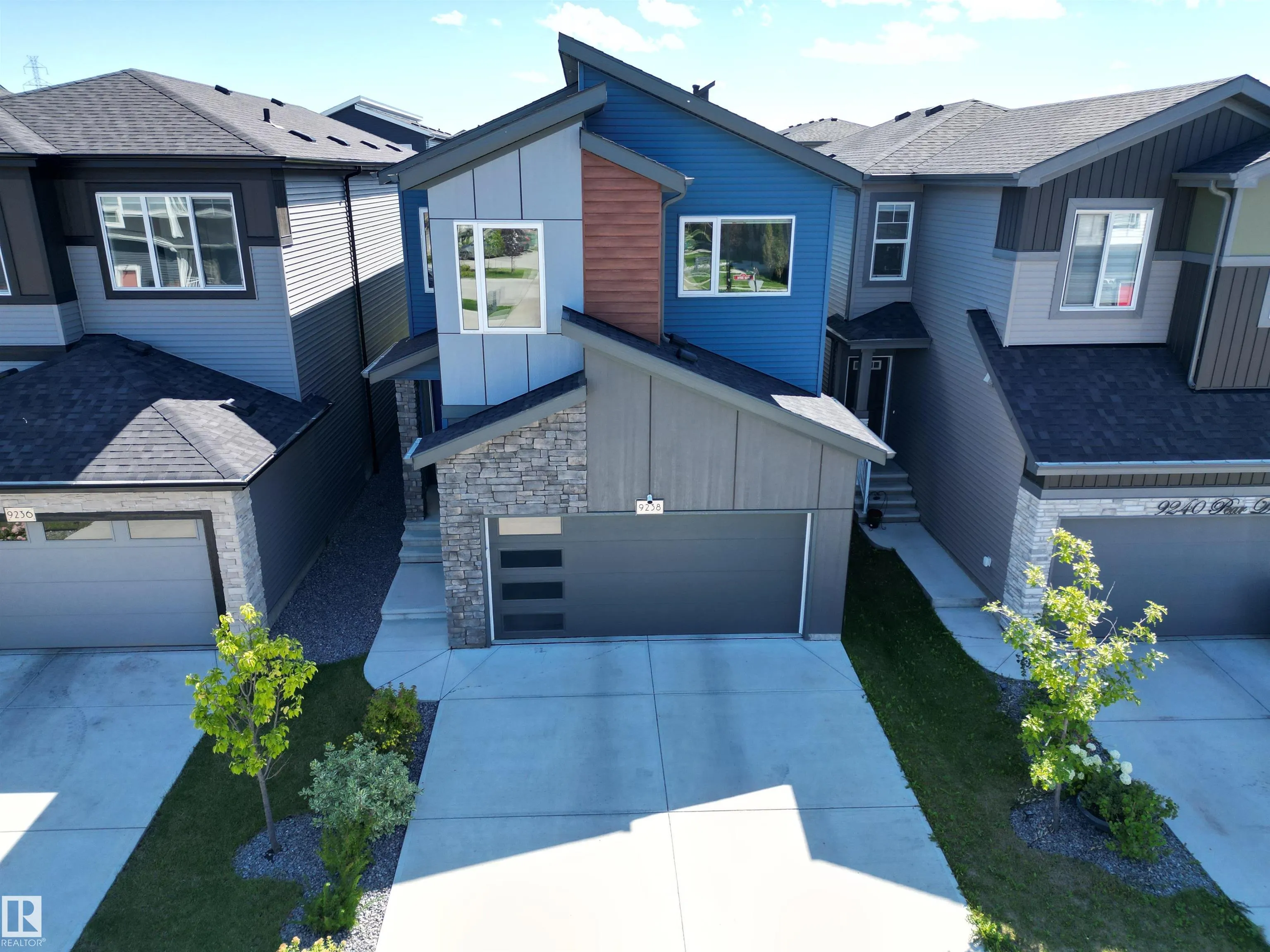 9238 PEAR Drive