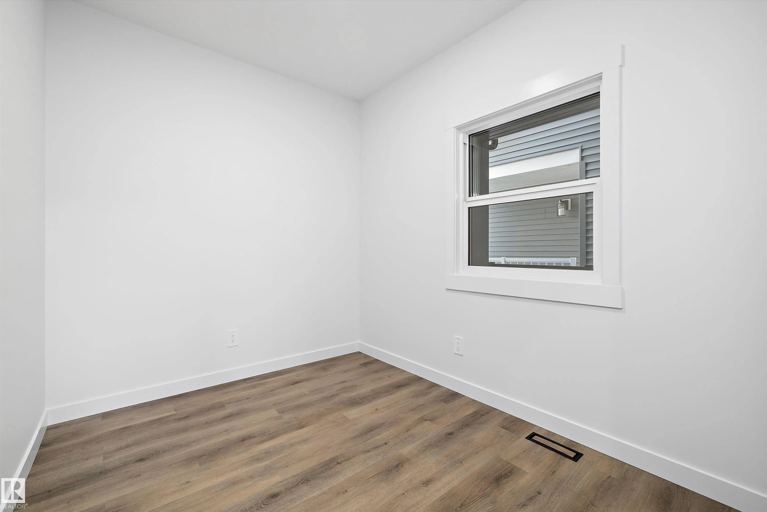 2408 158 Street