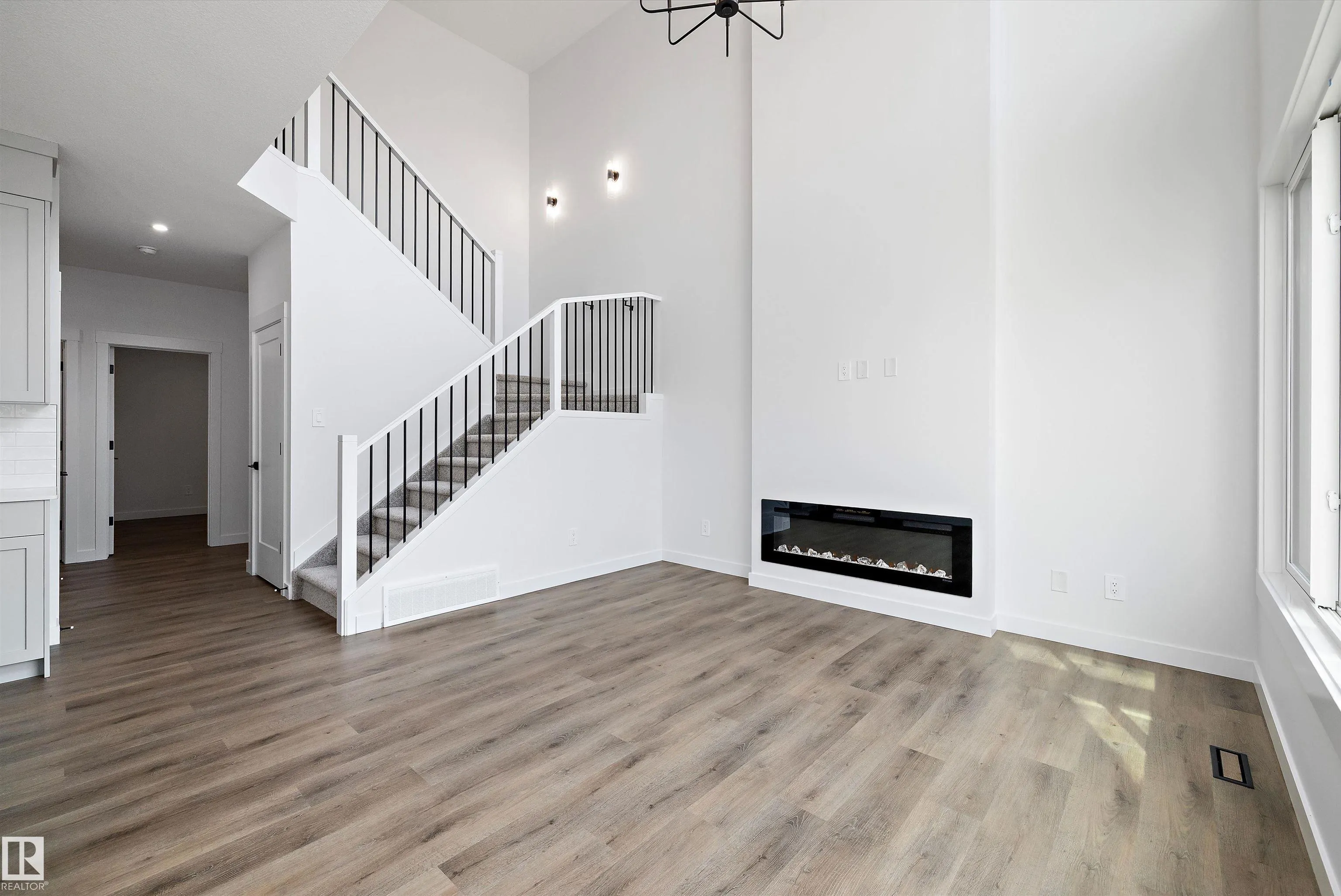 2408 158 Street