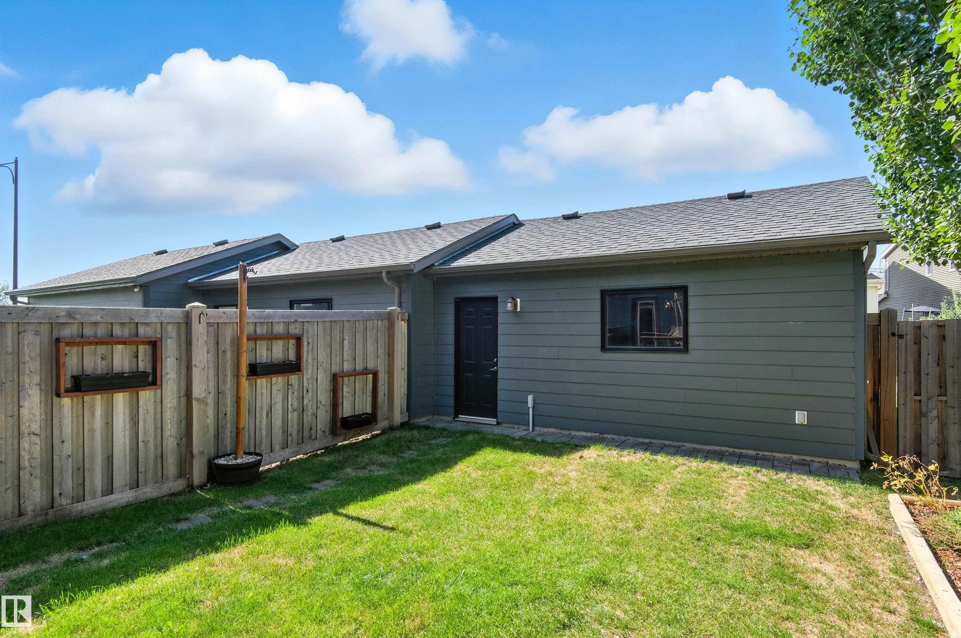 634 CHAPPELLE Drive