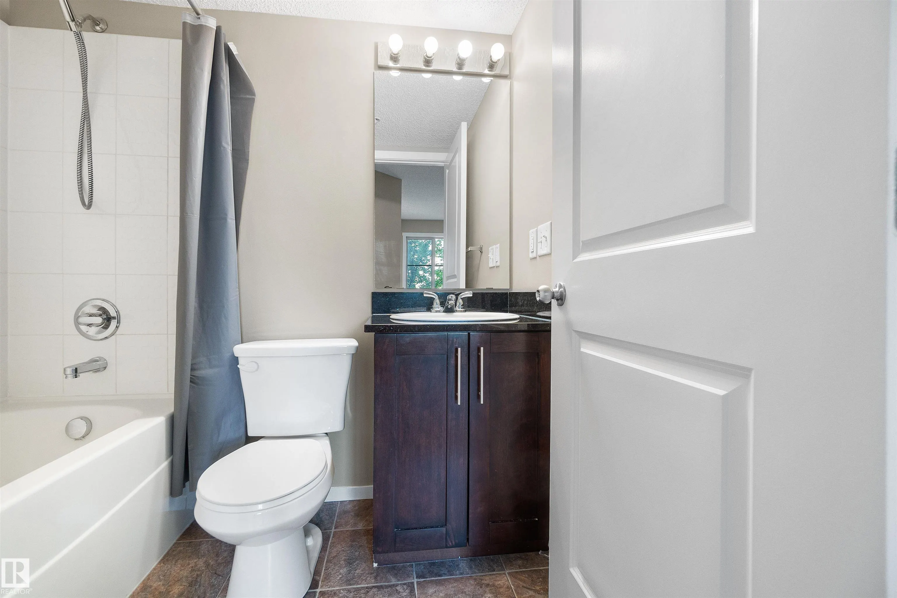 3207 James Mowatt Trail