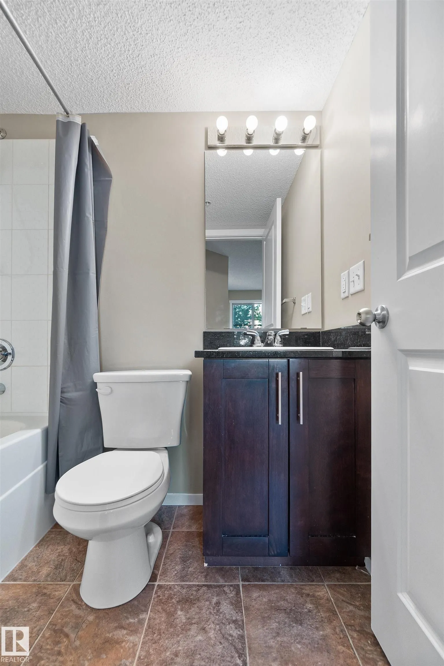 3207 James Mowatt Trail