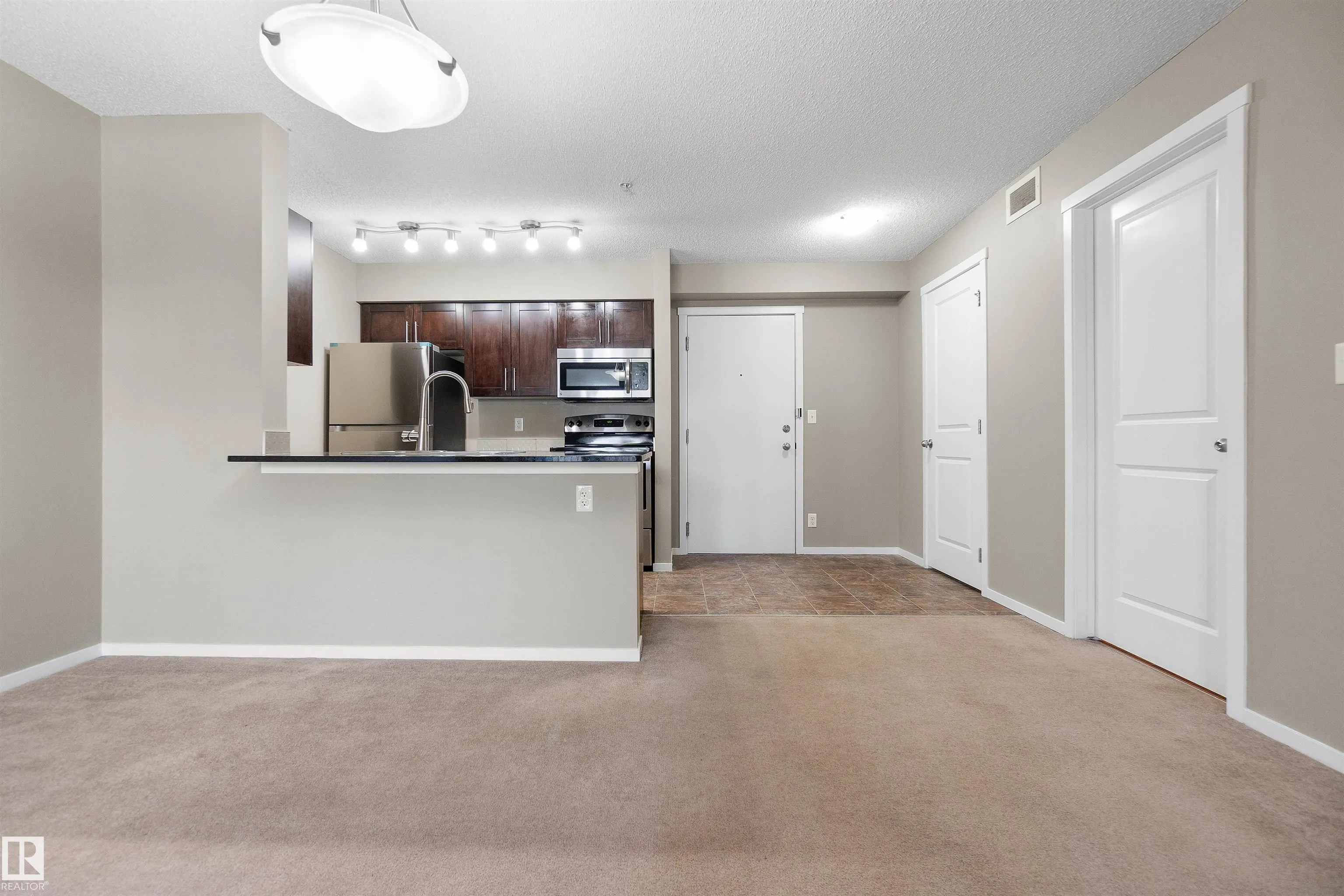 3207 James Mowatt Trail