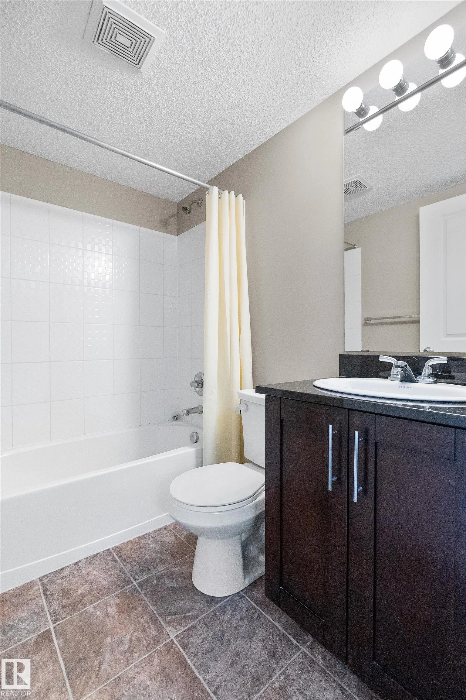 3207 James Mowatt Trail