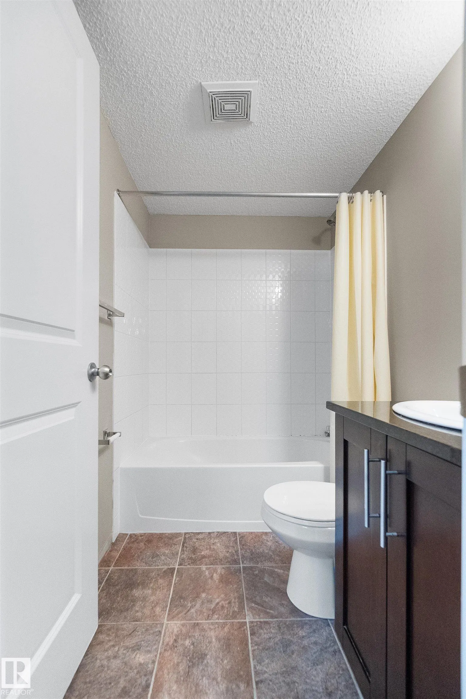 3207 James Mowatt Trail