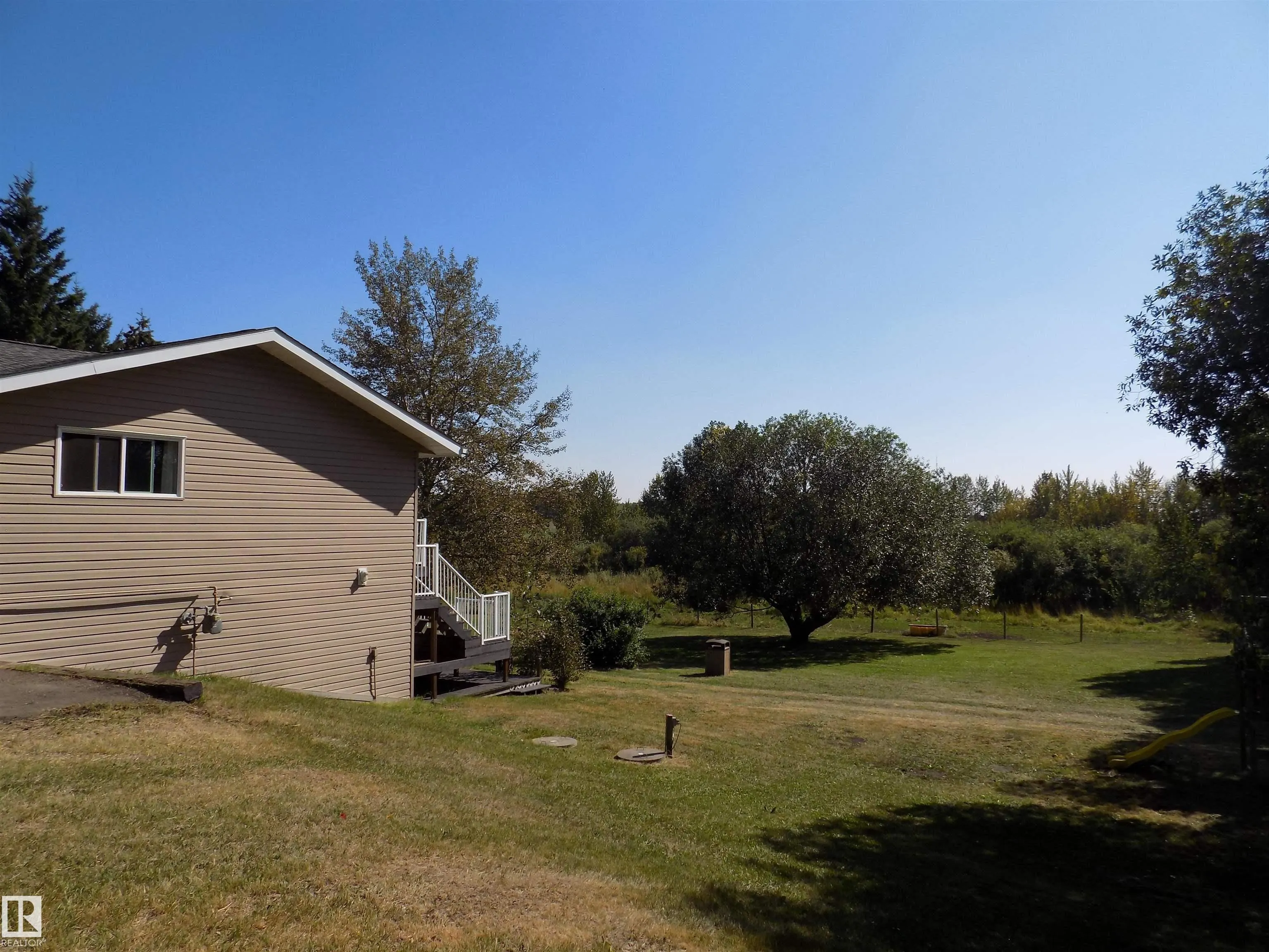 43, 464079 RGE RD 244