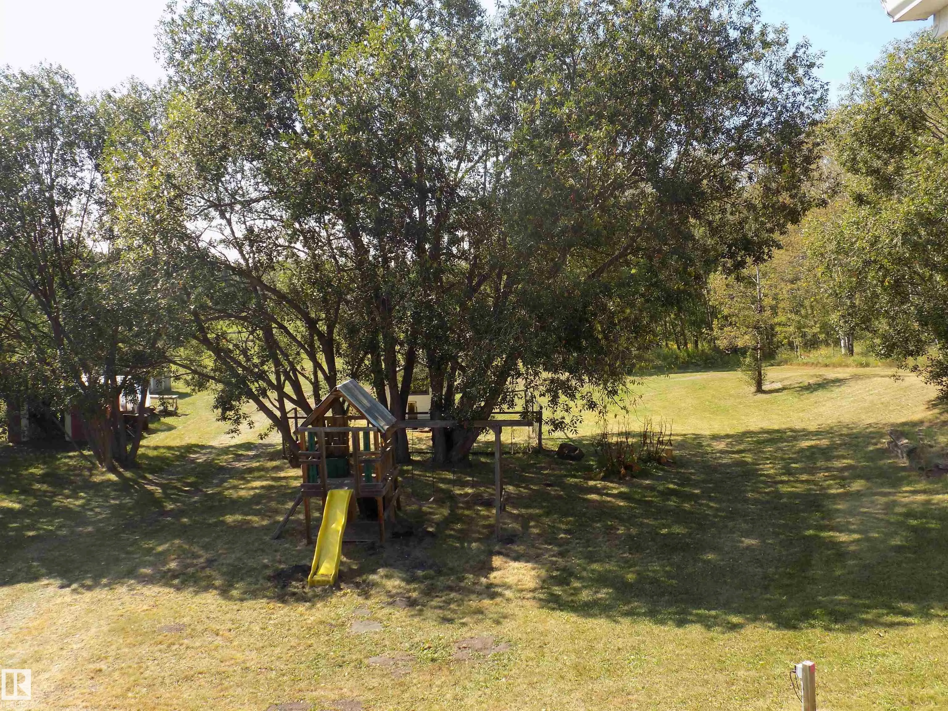 43, 464079 RGE RD 244