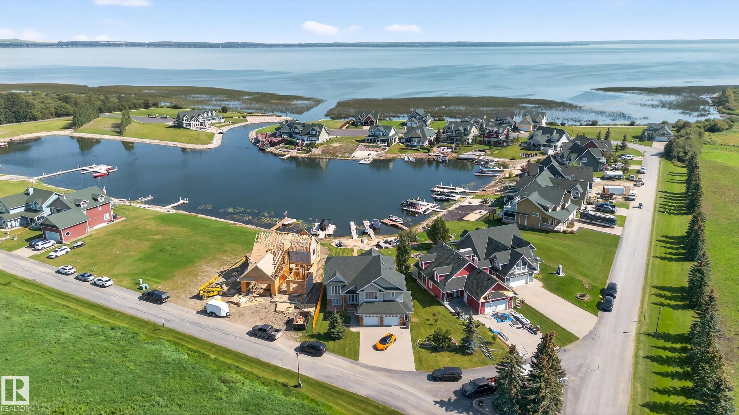 32 Sunset Harbour