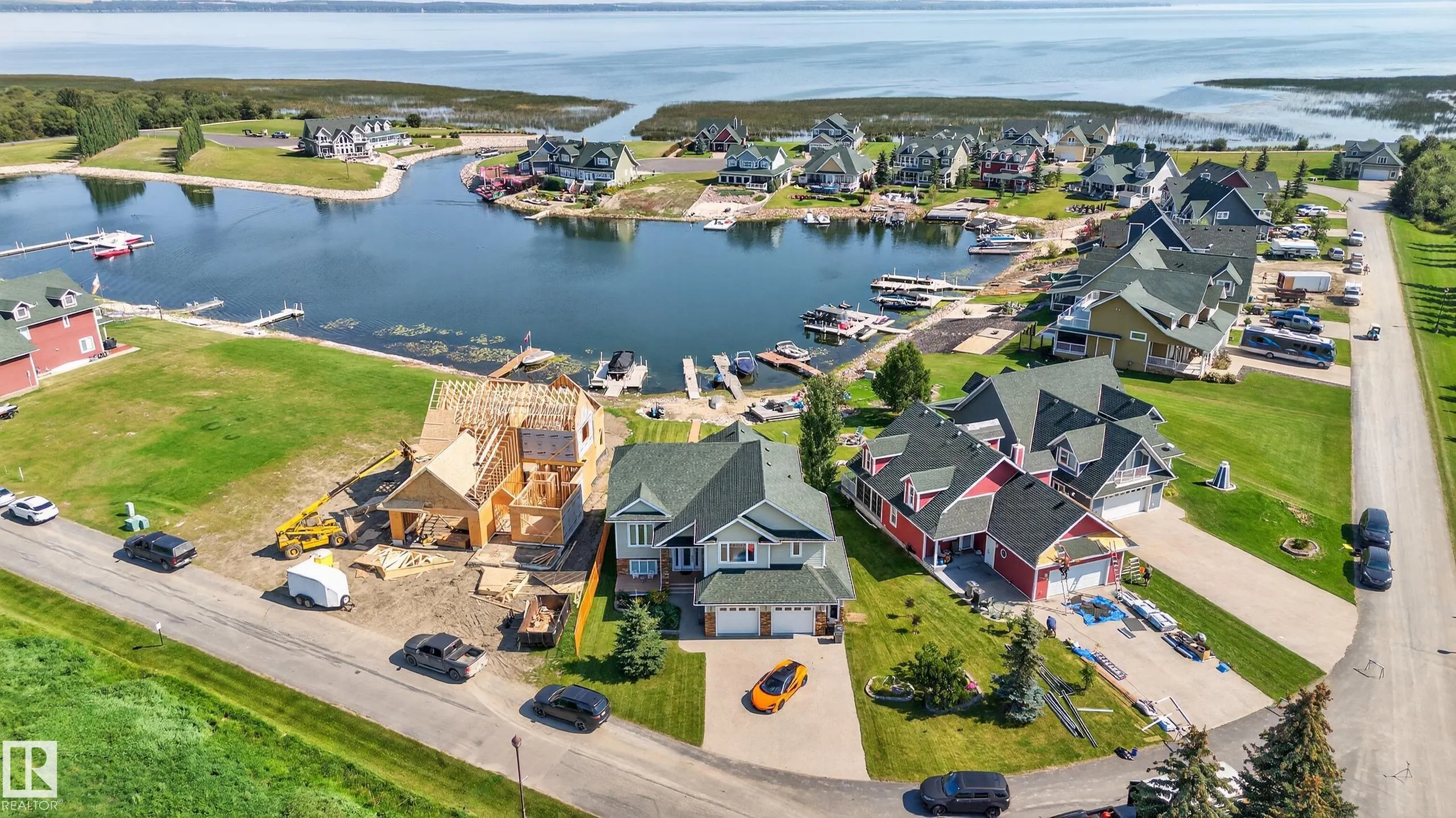 32 Sunset Harbour