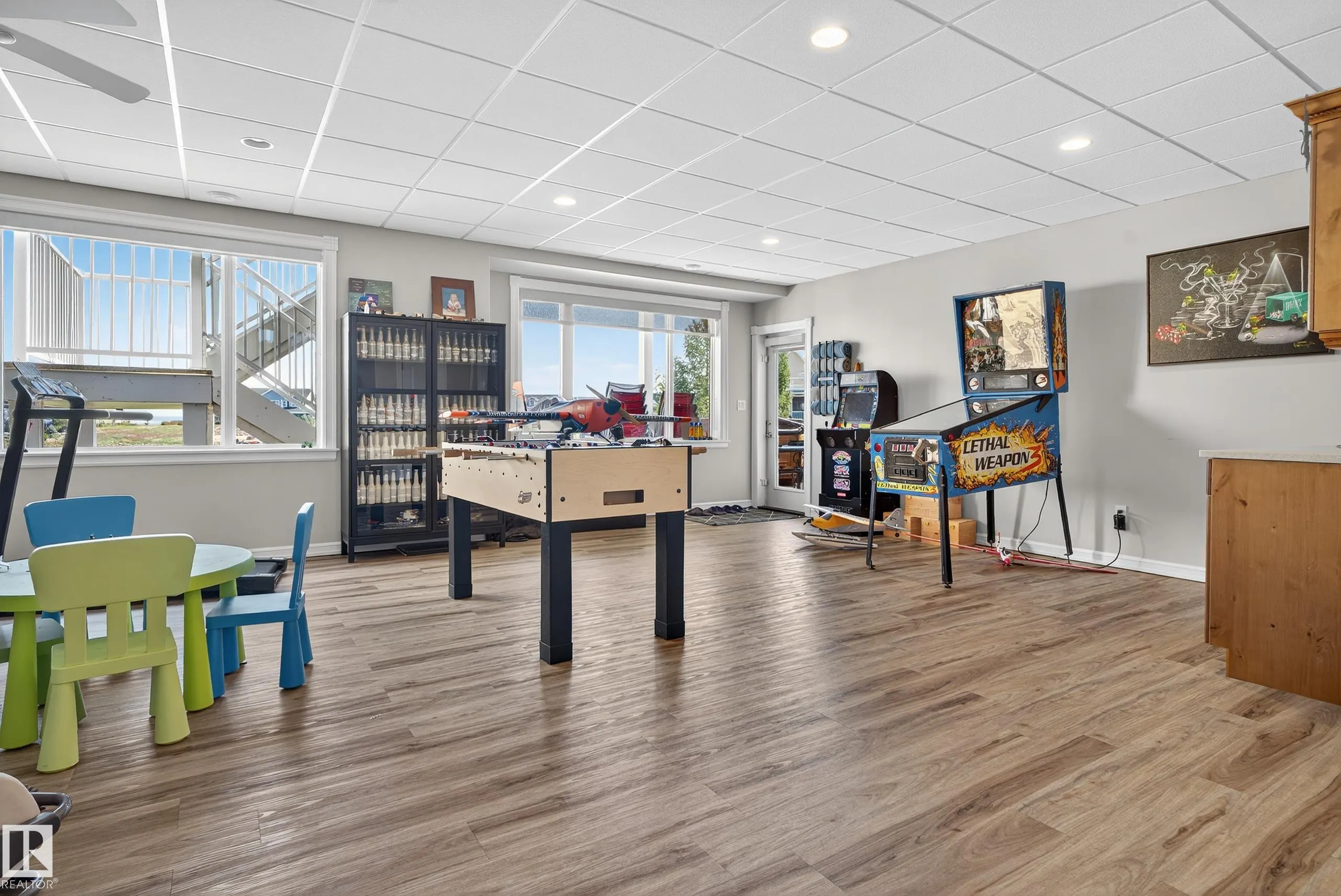 32 Sunset Harbour