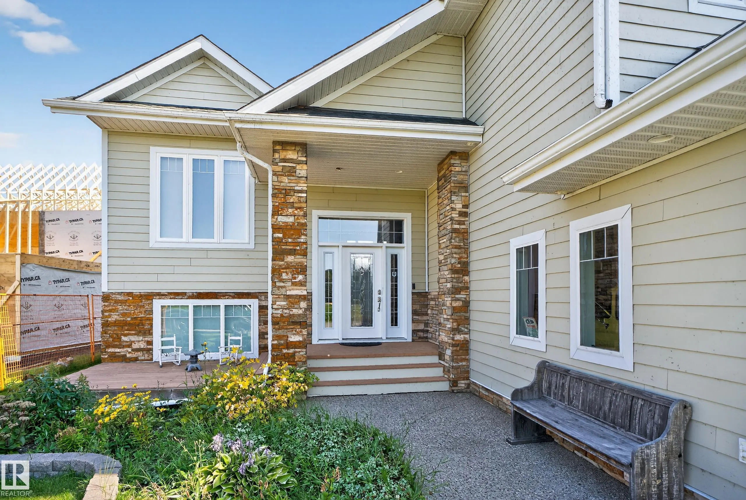 32 Sunset Harbour