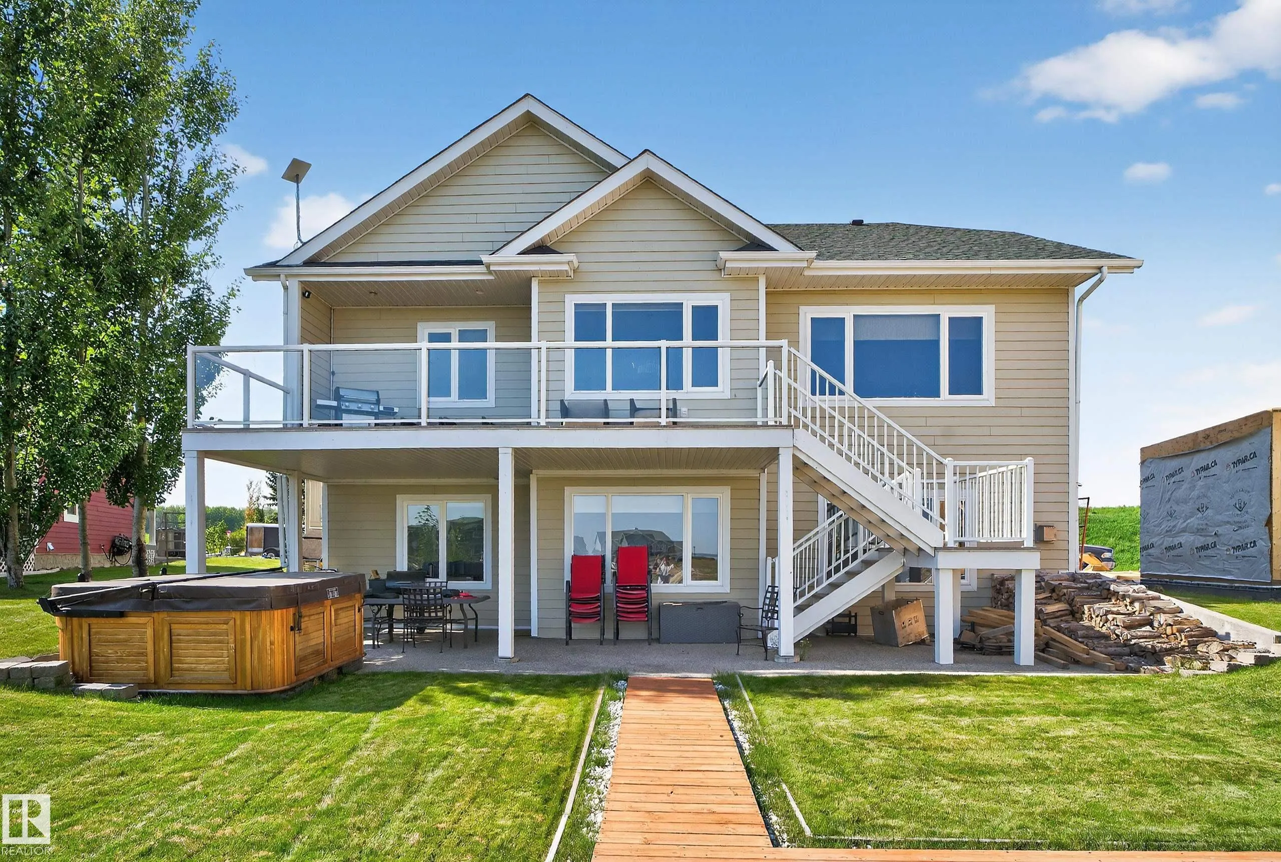 32 Sunset Harbour