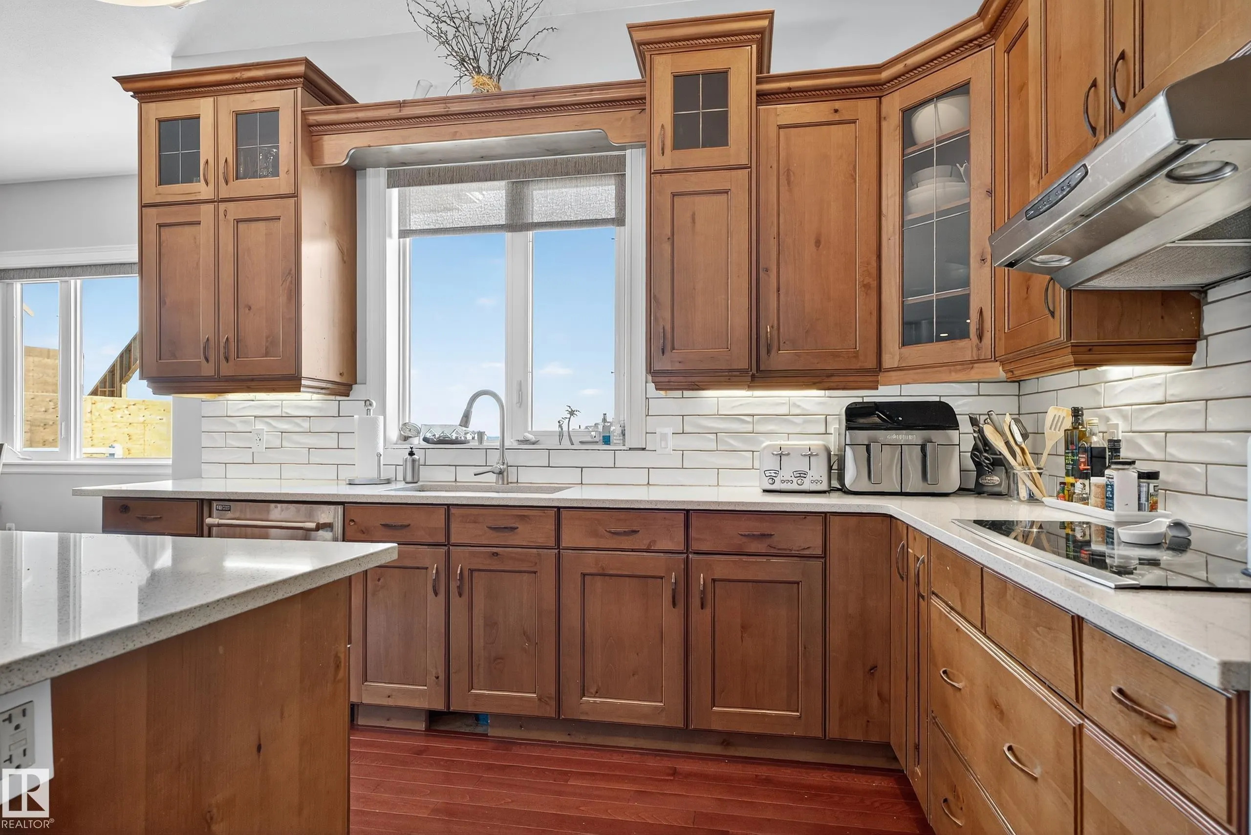 32 Sunset Harbour