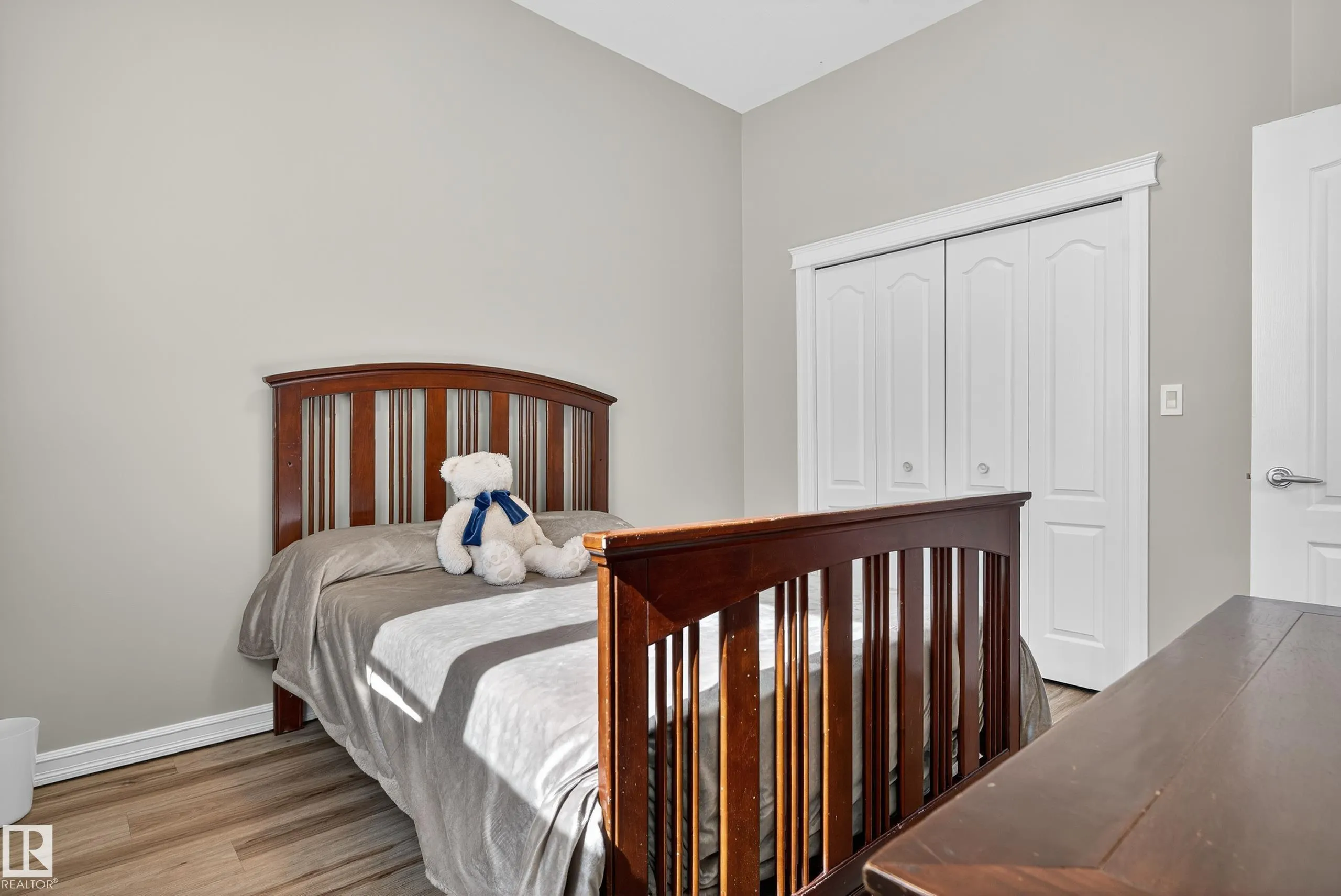 32 Sunset Harbour