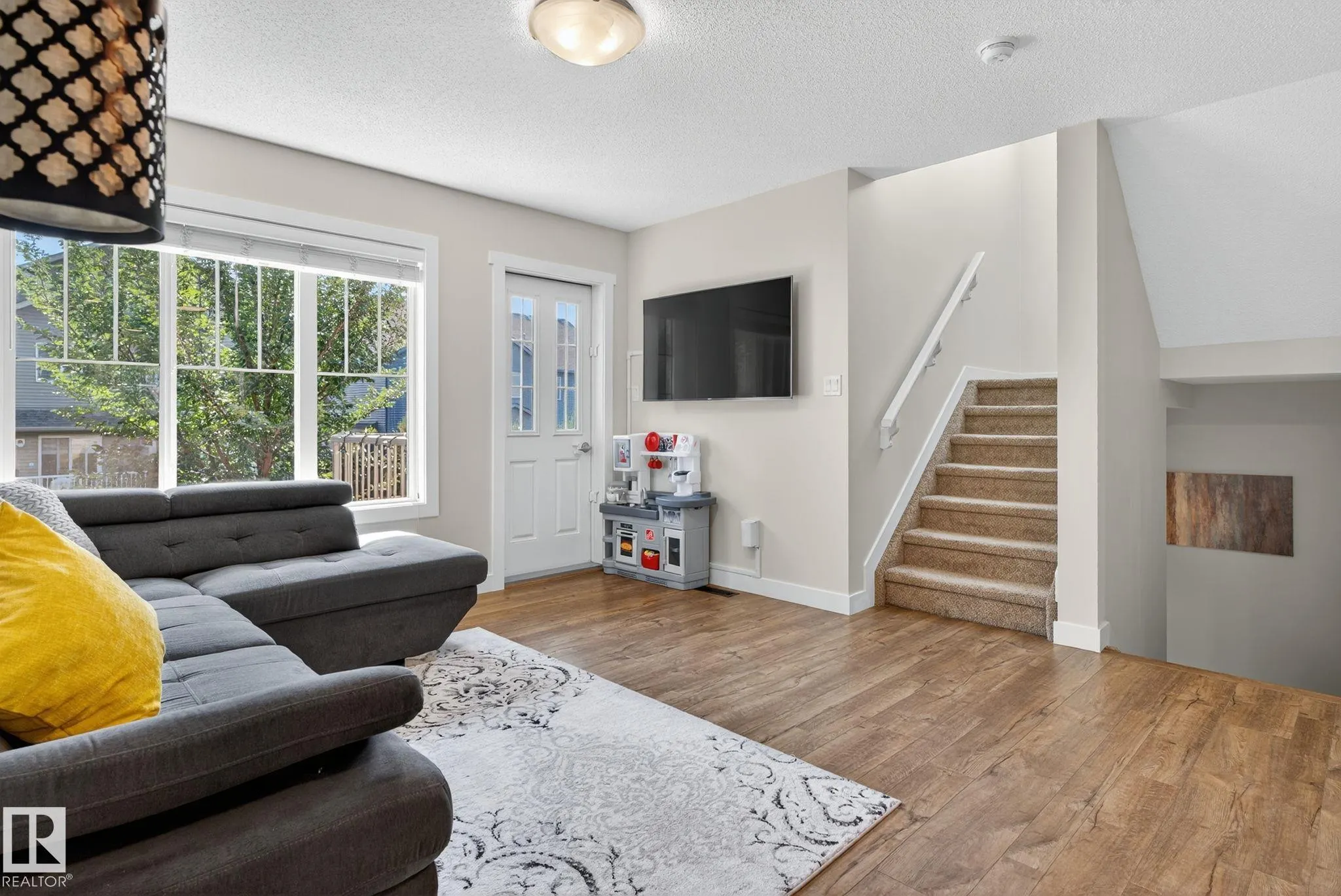 1005 GRAYDON HILL Boulevard