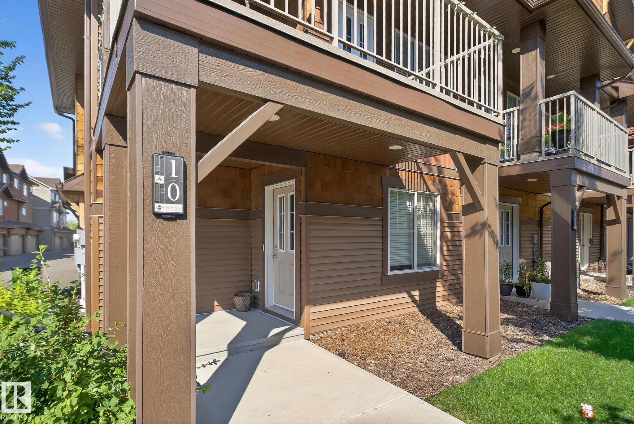 1005 GRAYDON HILL Boulevard