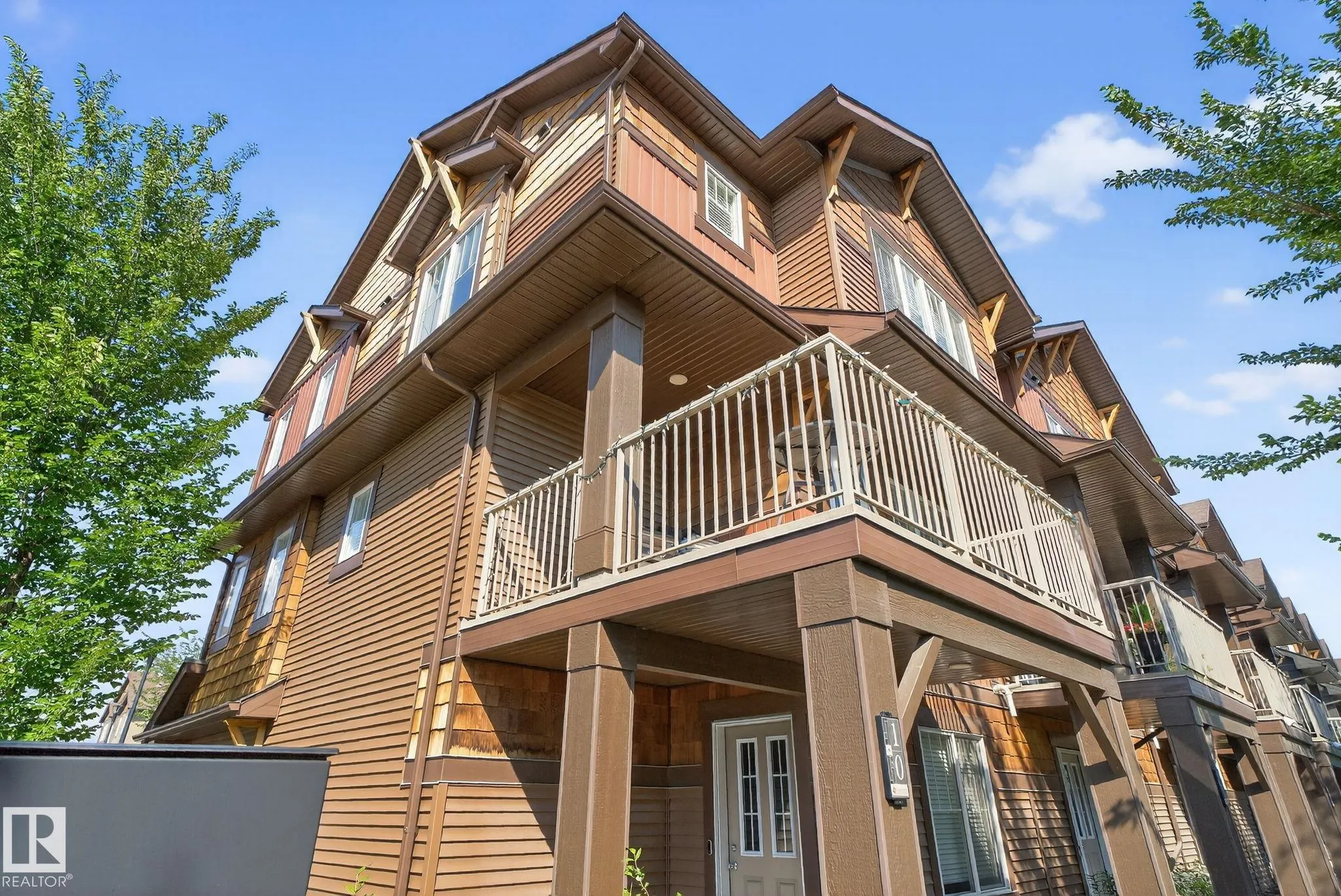 1005 GRAYDON HILL Boulevard