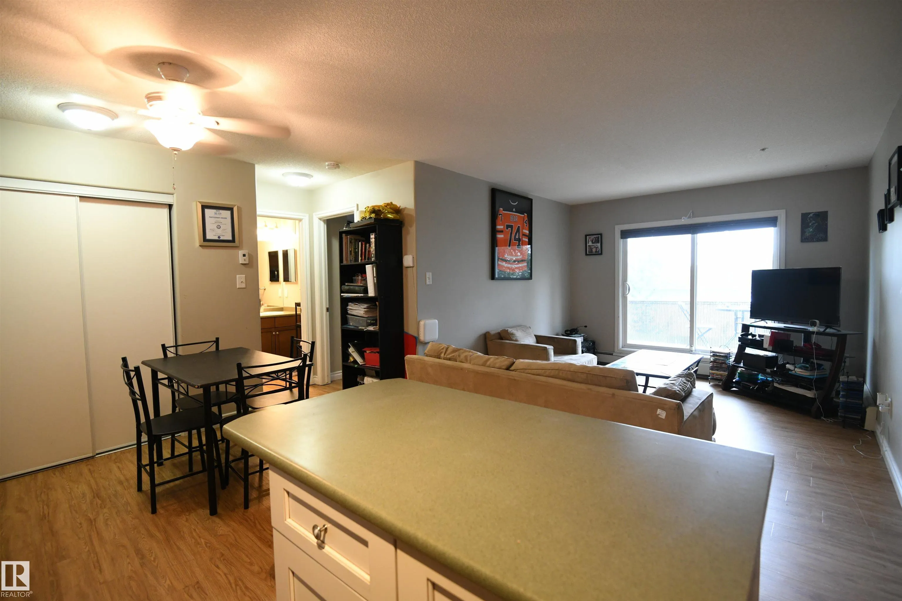50 WOODSMERE
