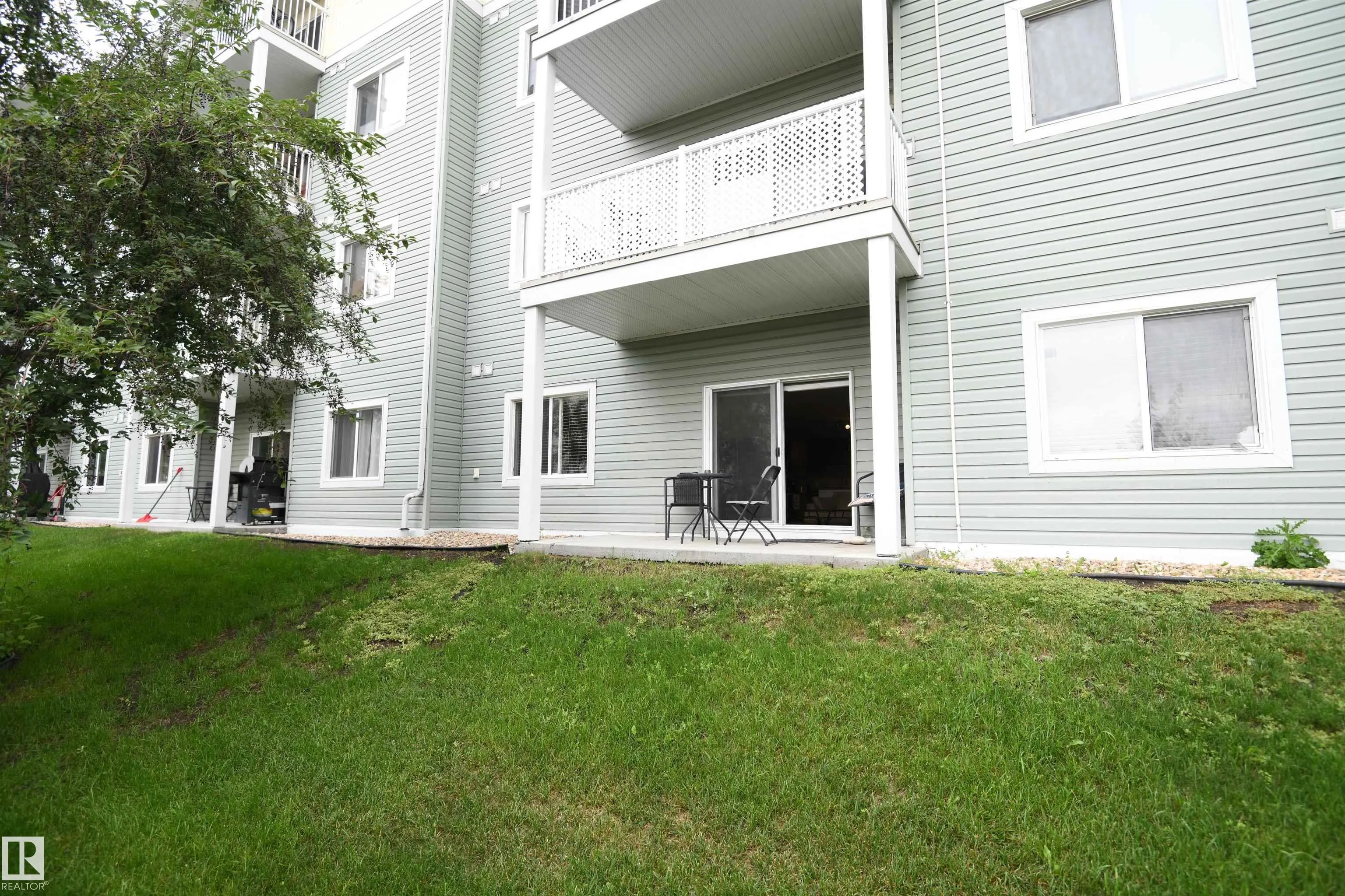 50 WOODSMERE