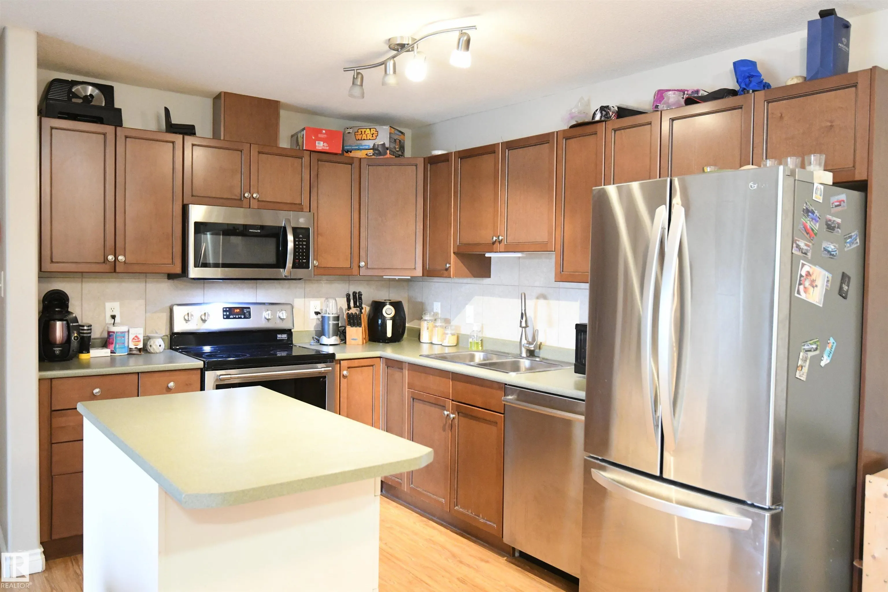 50 WOODSMERE