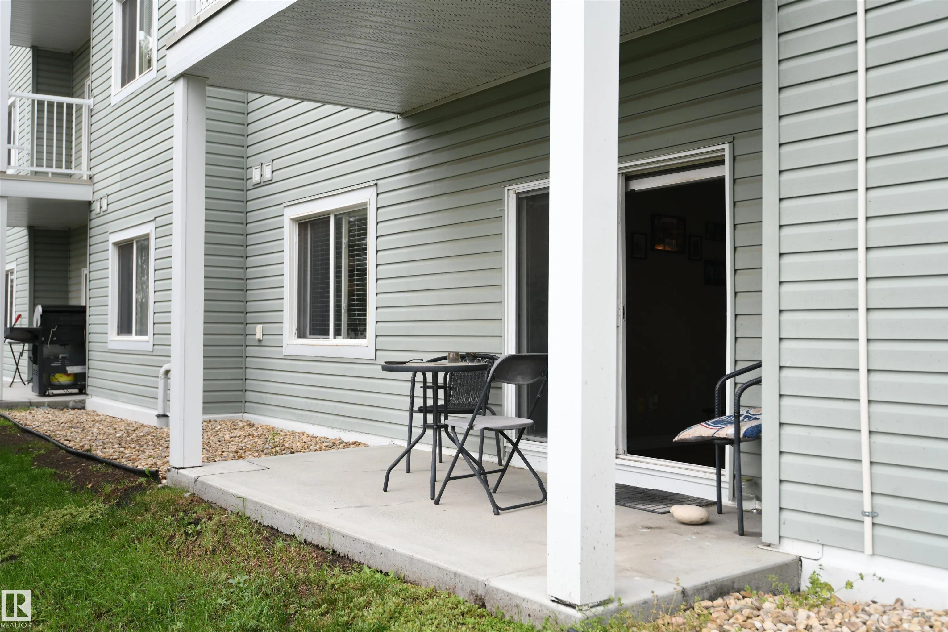 50 WOODSMERE
