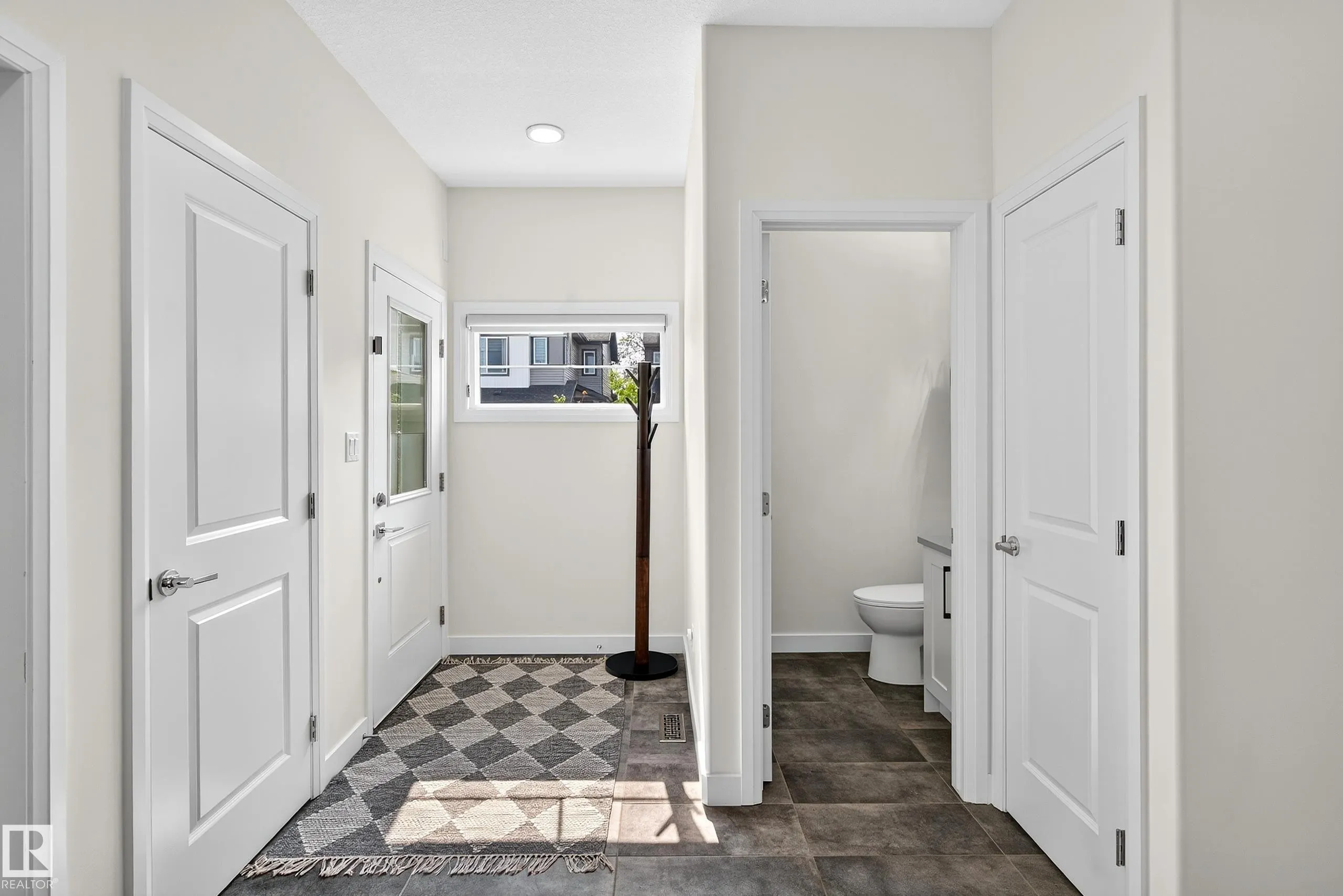 7417 CHIVERS Crescent