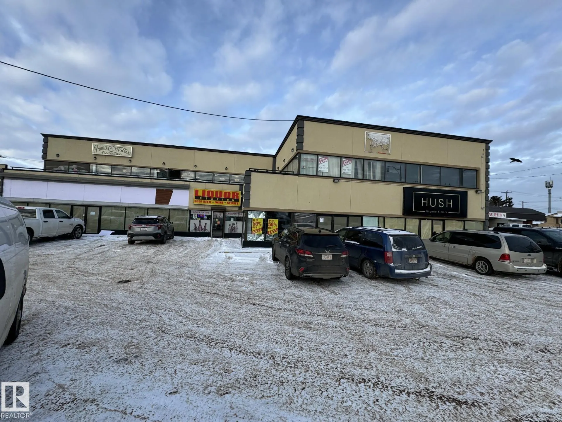 16220 STONY PLAIN
