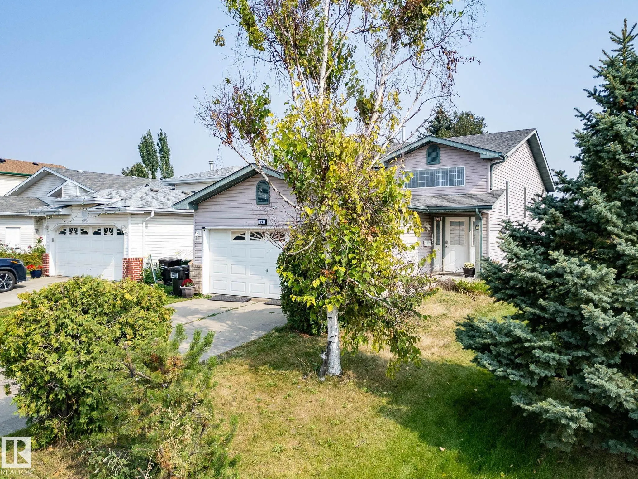 1051 JONES Crescent