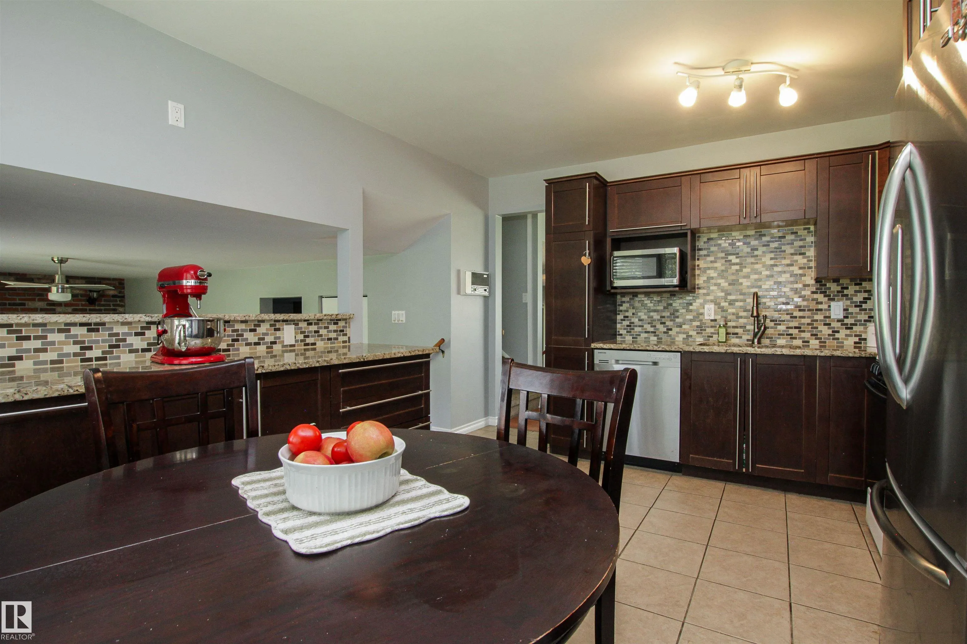 53111 RGE ROAD 220