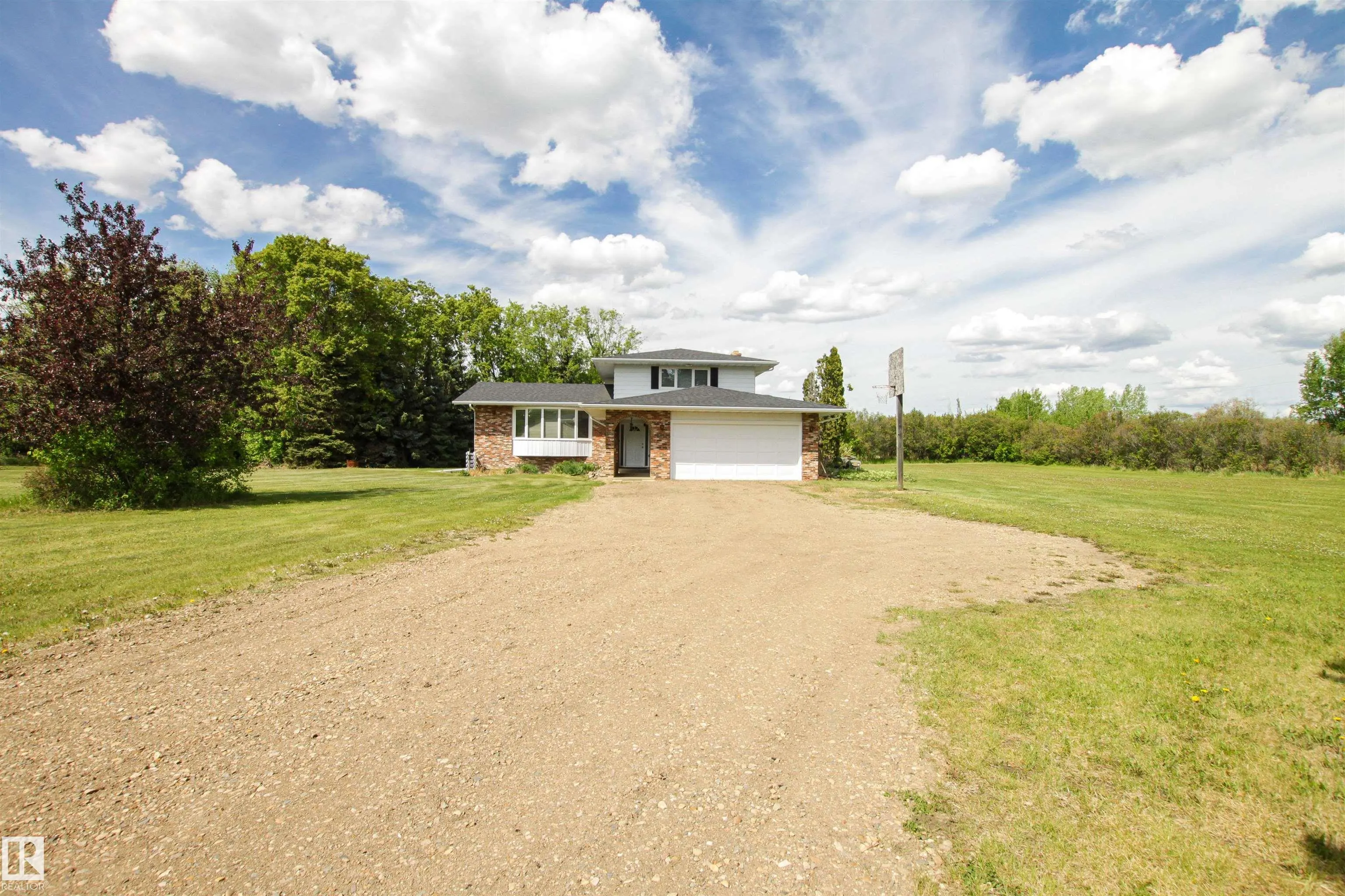 53111 RGE ROAD 220