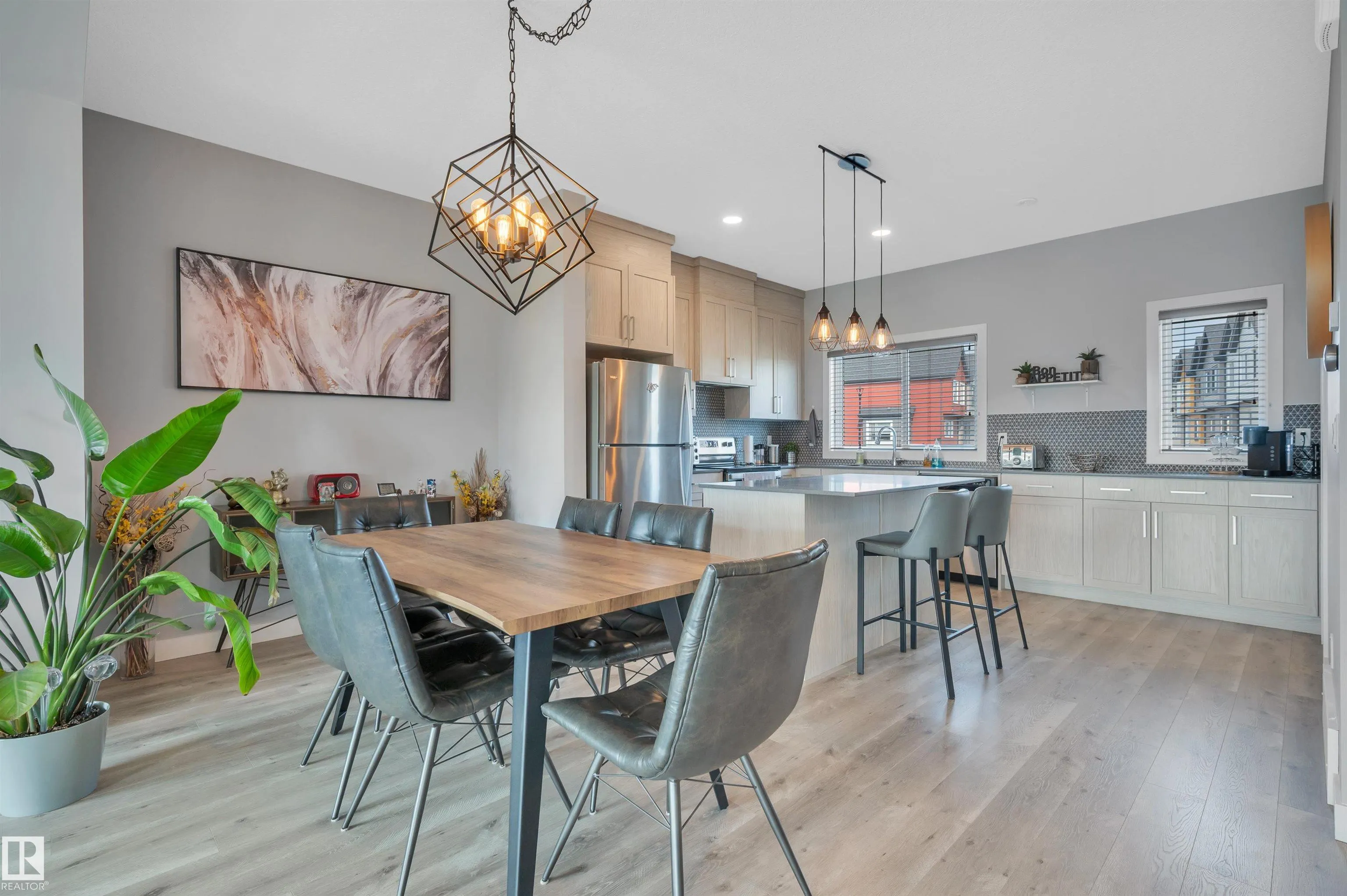 1010 RABBIT HILL Road