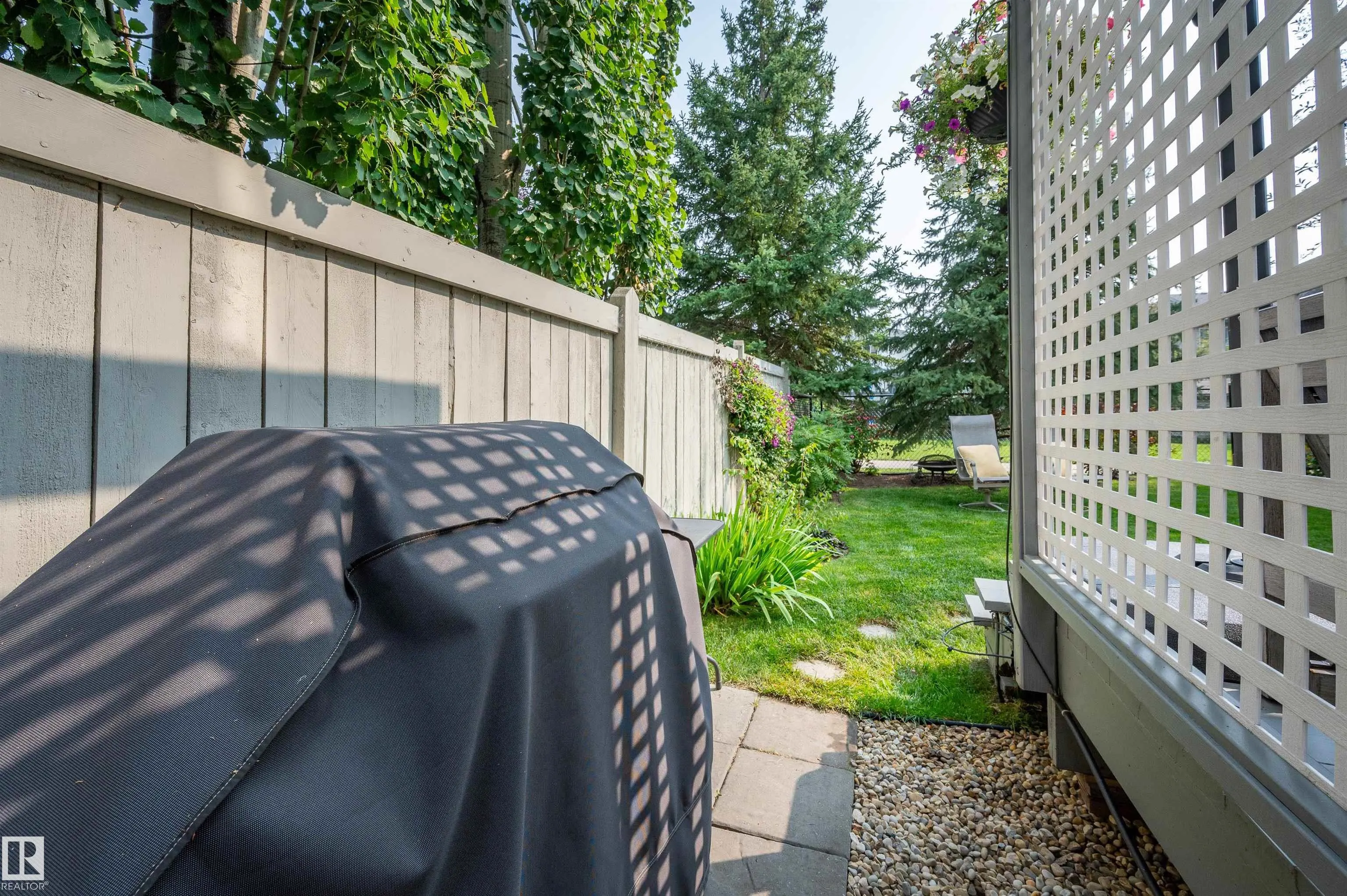 956 Chahley Crescent