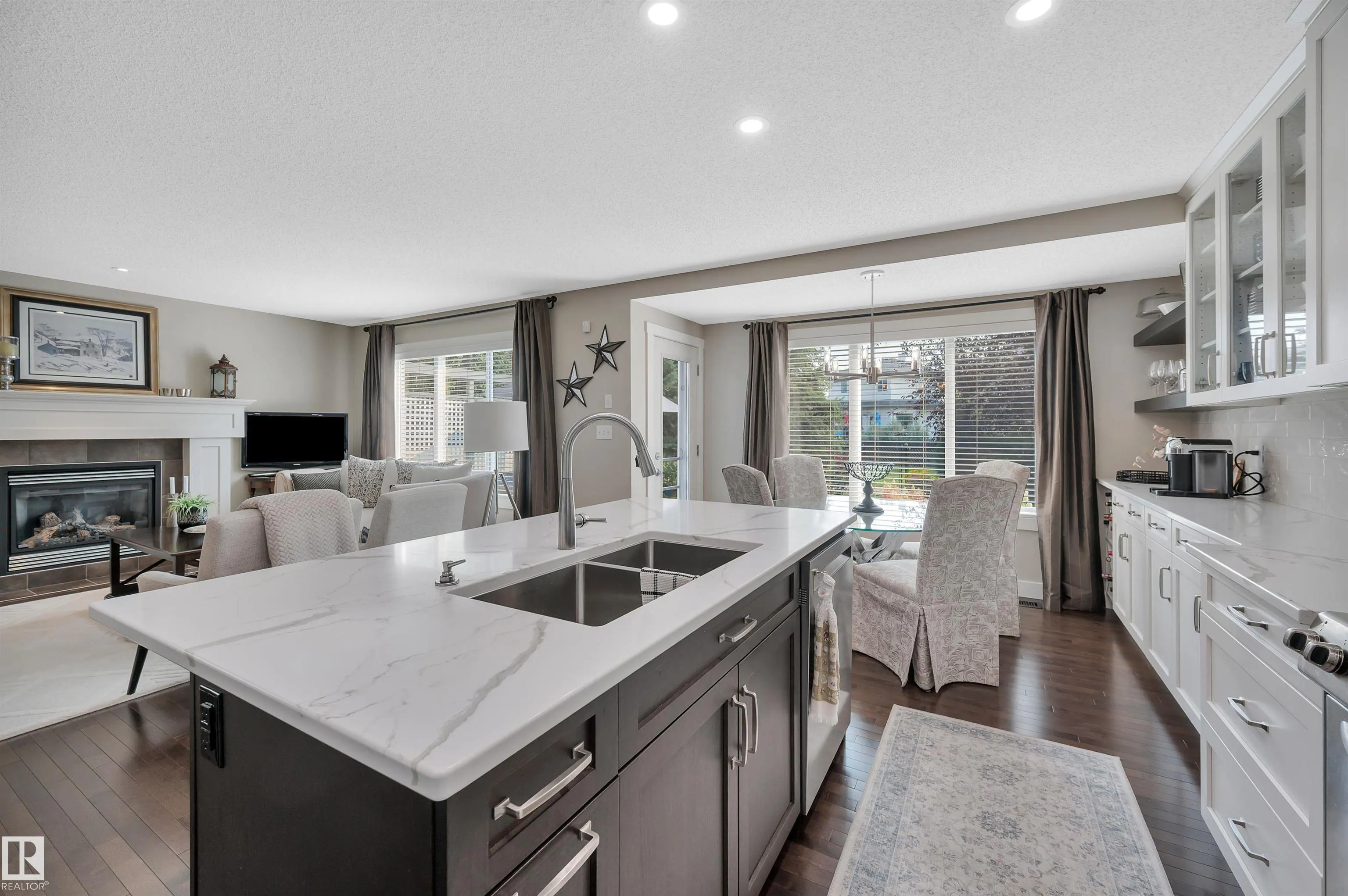 956 Chahley Crescent
