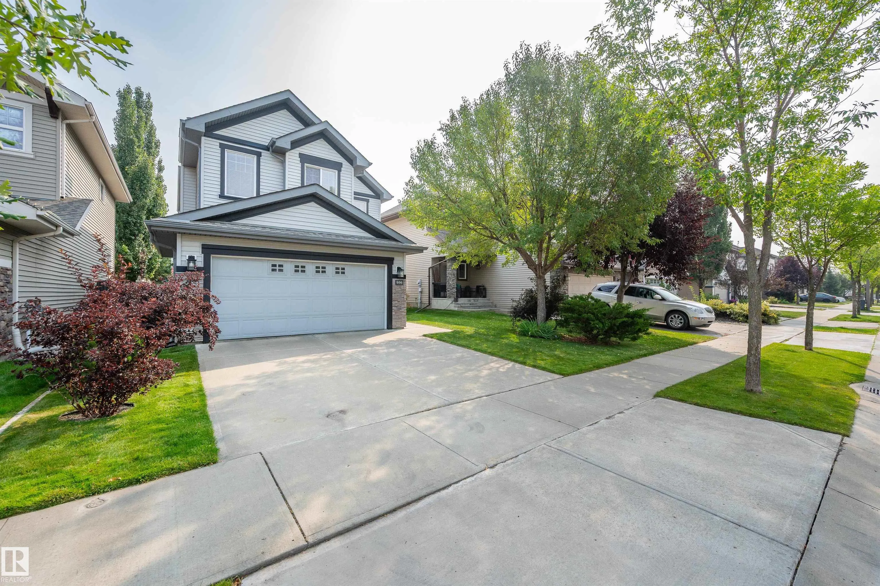 956 Chahley Crescent