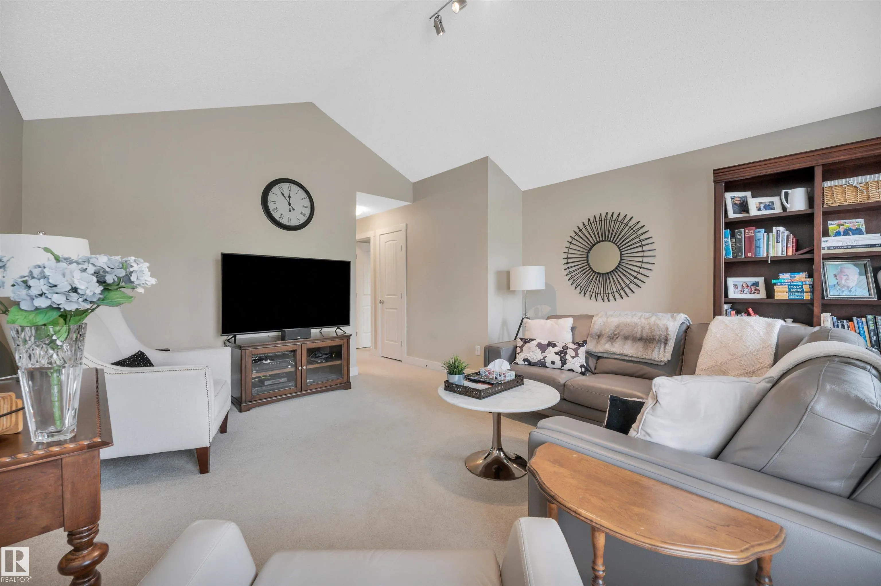 956 Chahley Crescent
