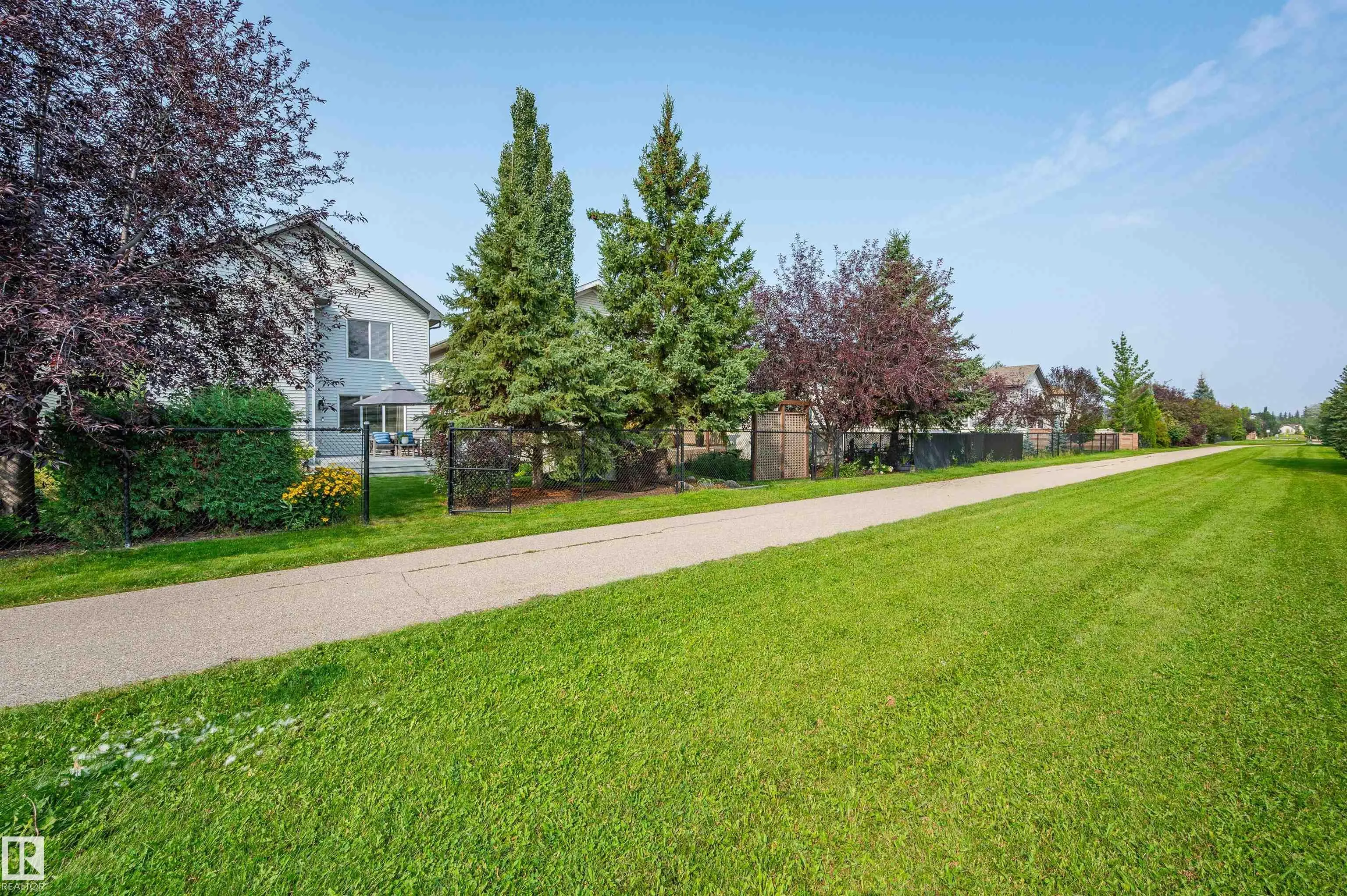 956 Chahley Crescent