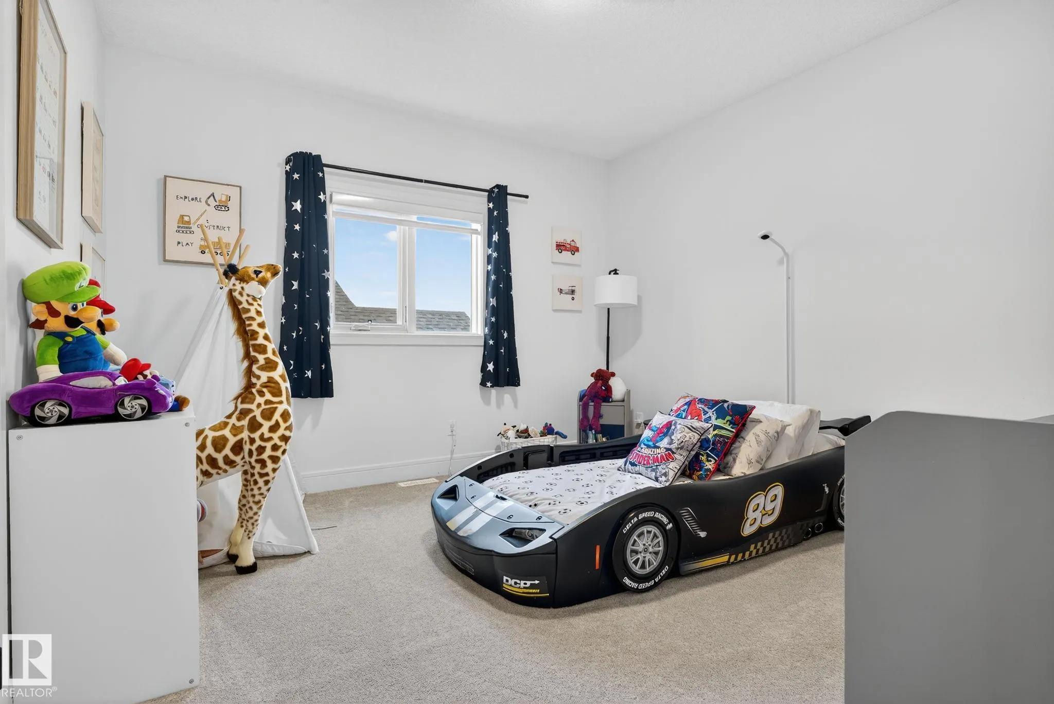 1750 TANAGER Close
