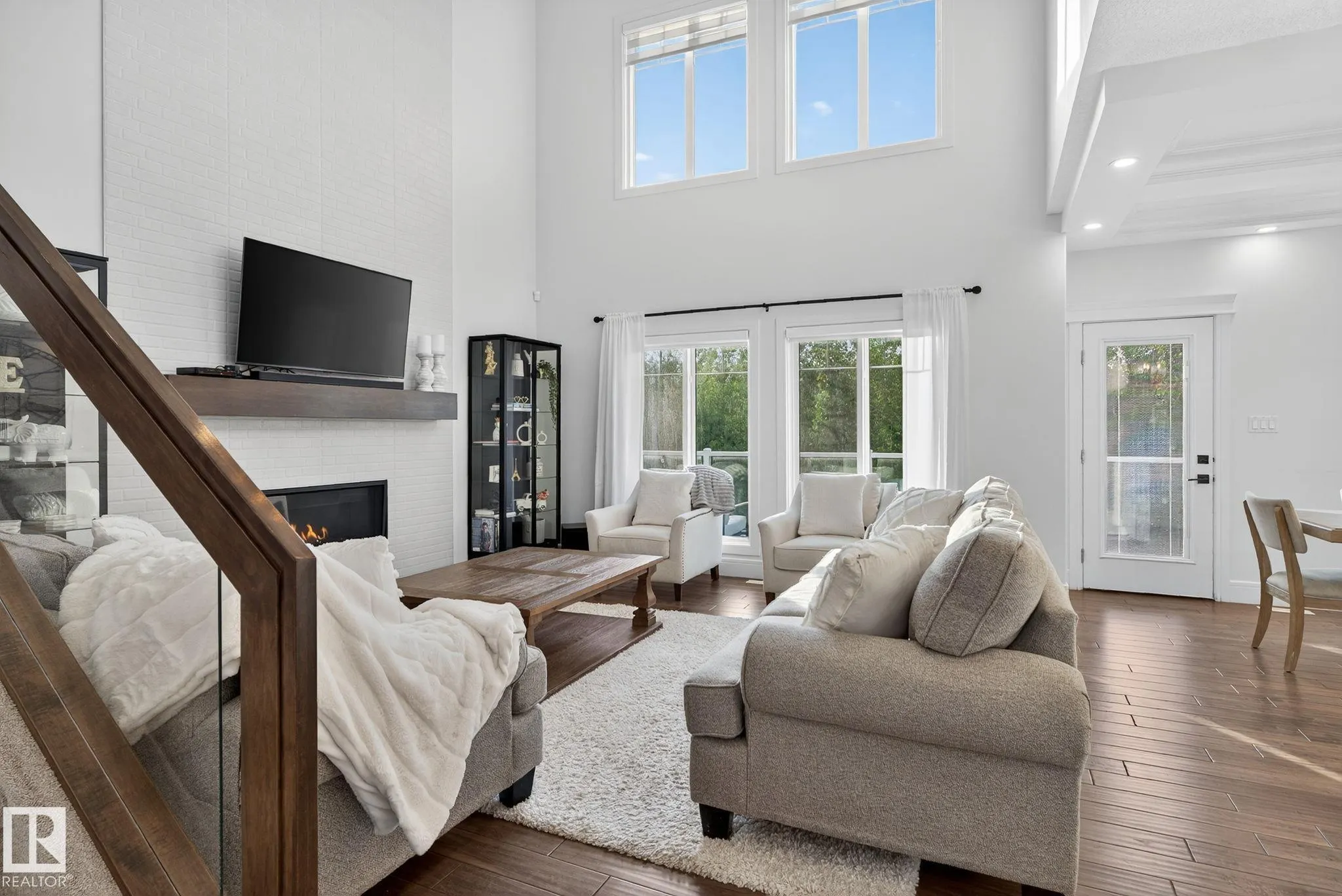 1750 TANAGER Close