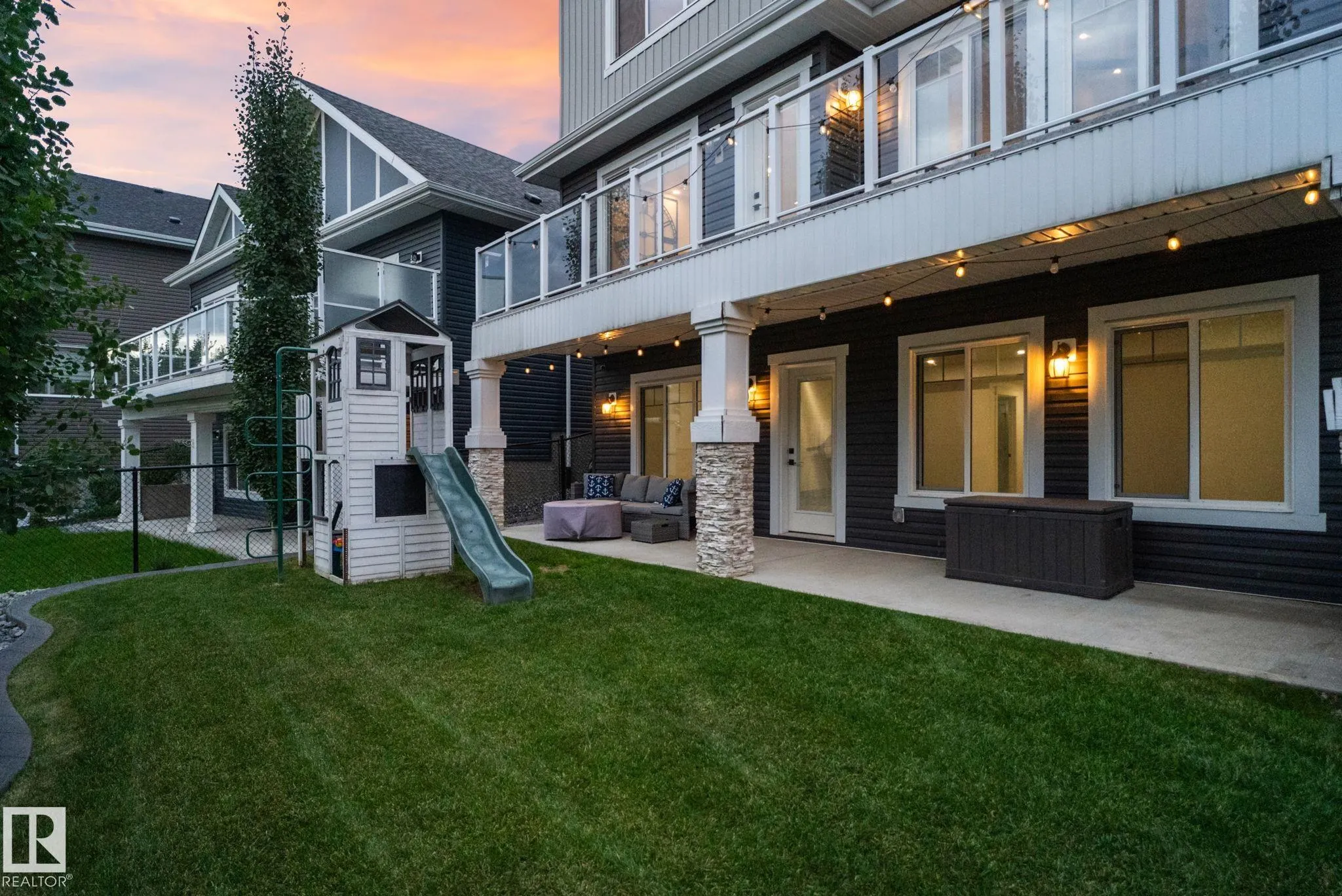 1750 TANAGER Close