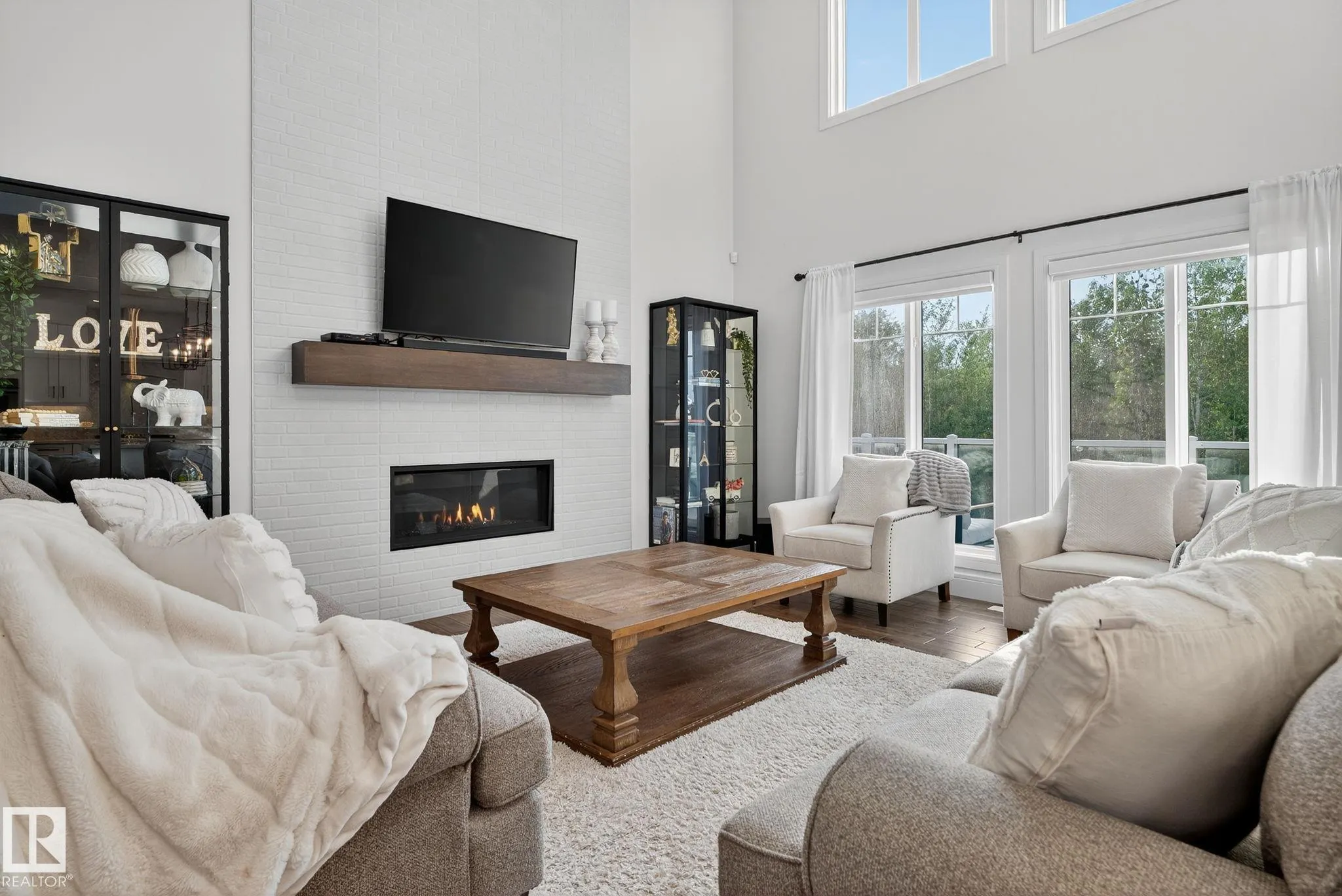 1750 TANAGER Close