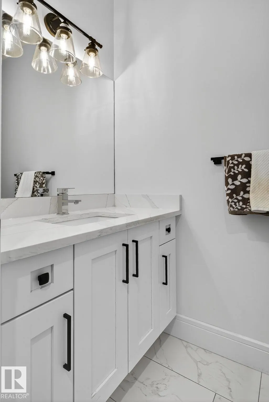 1750 TANAGER Close