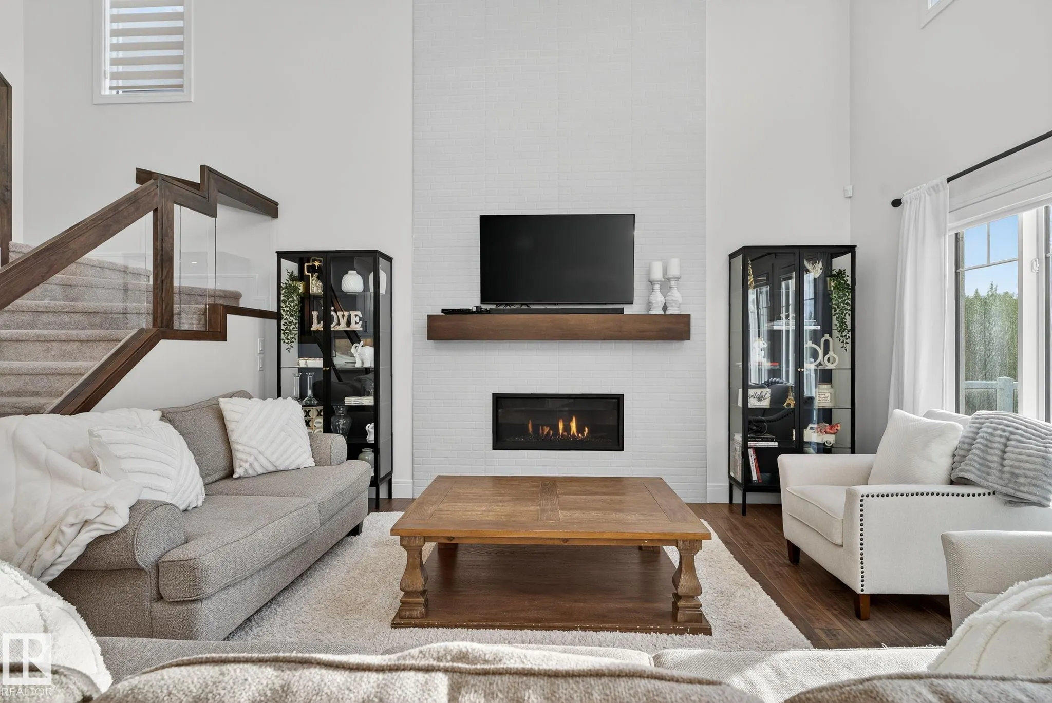1750 TANAGER Close
