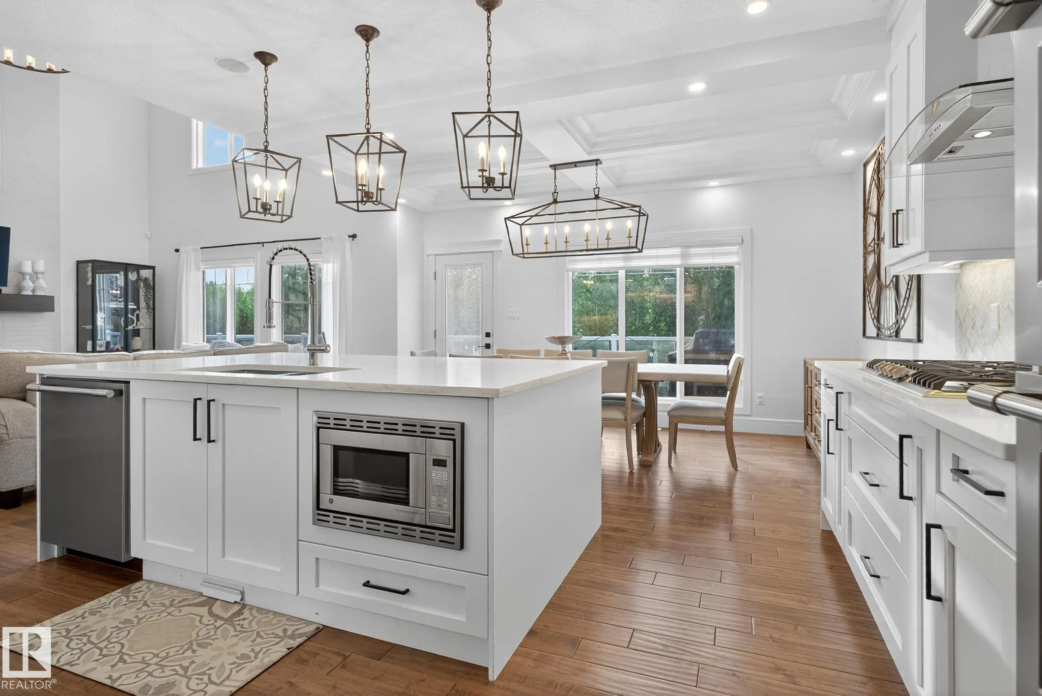 1750 TANAGER Close
