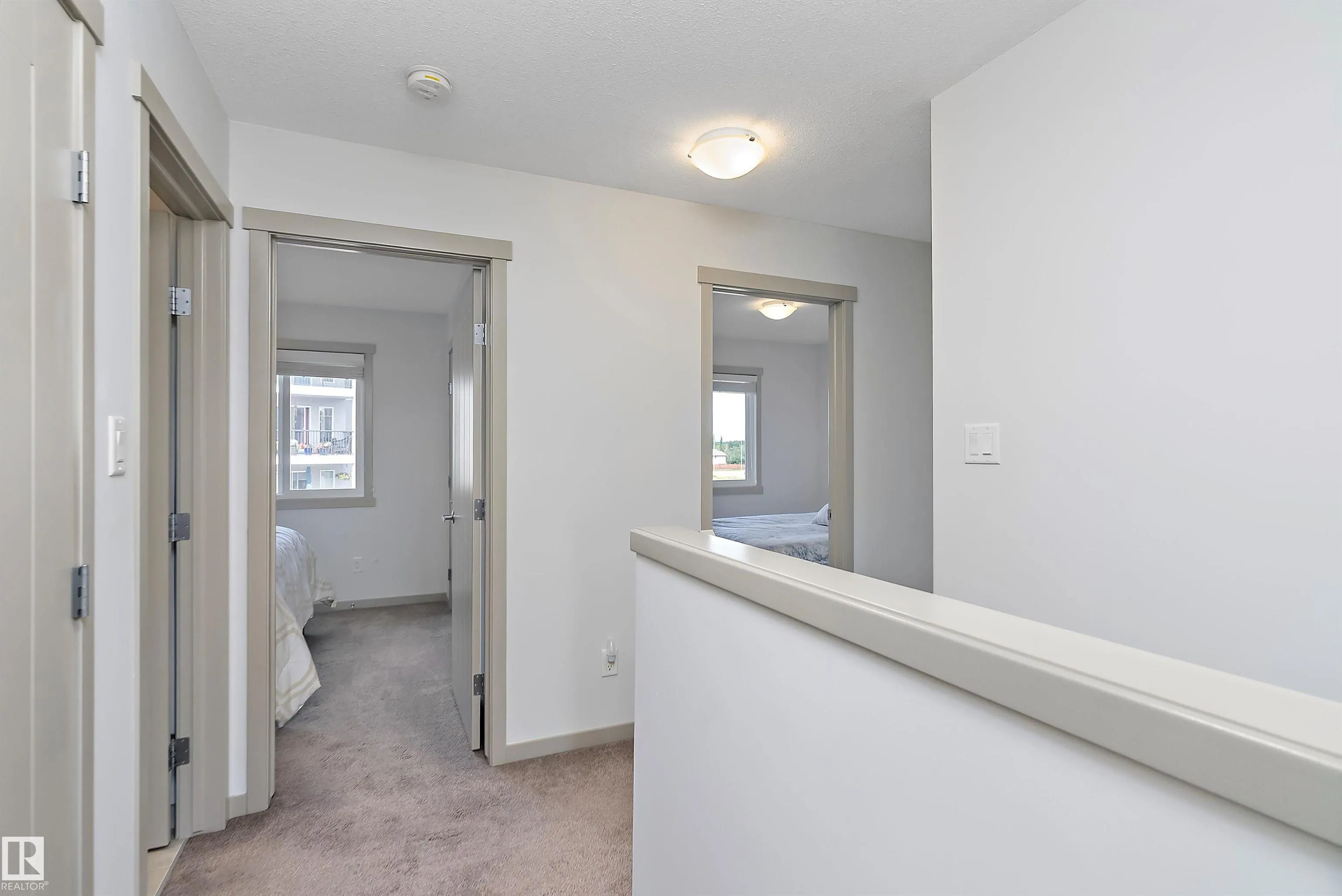 1817 WESTERRA Loop