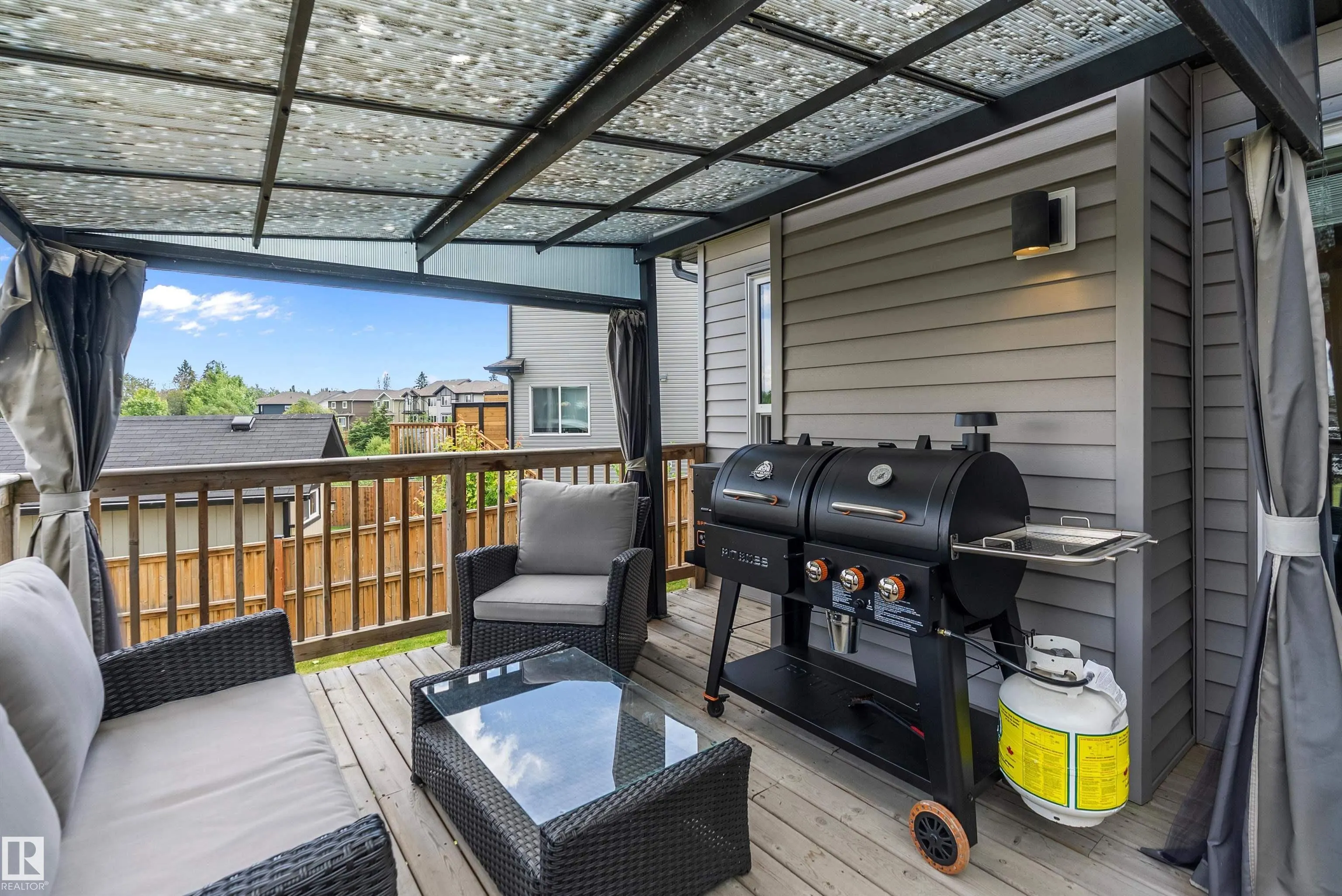 1817 WESTERRA Loop